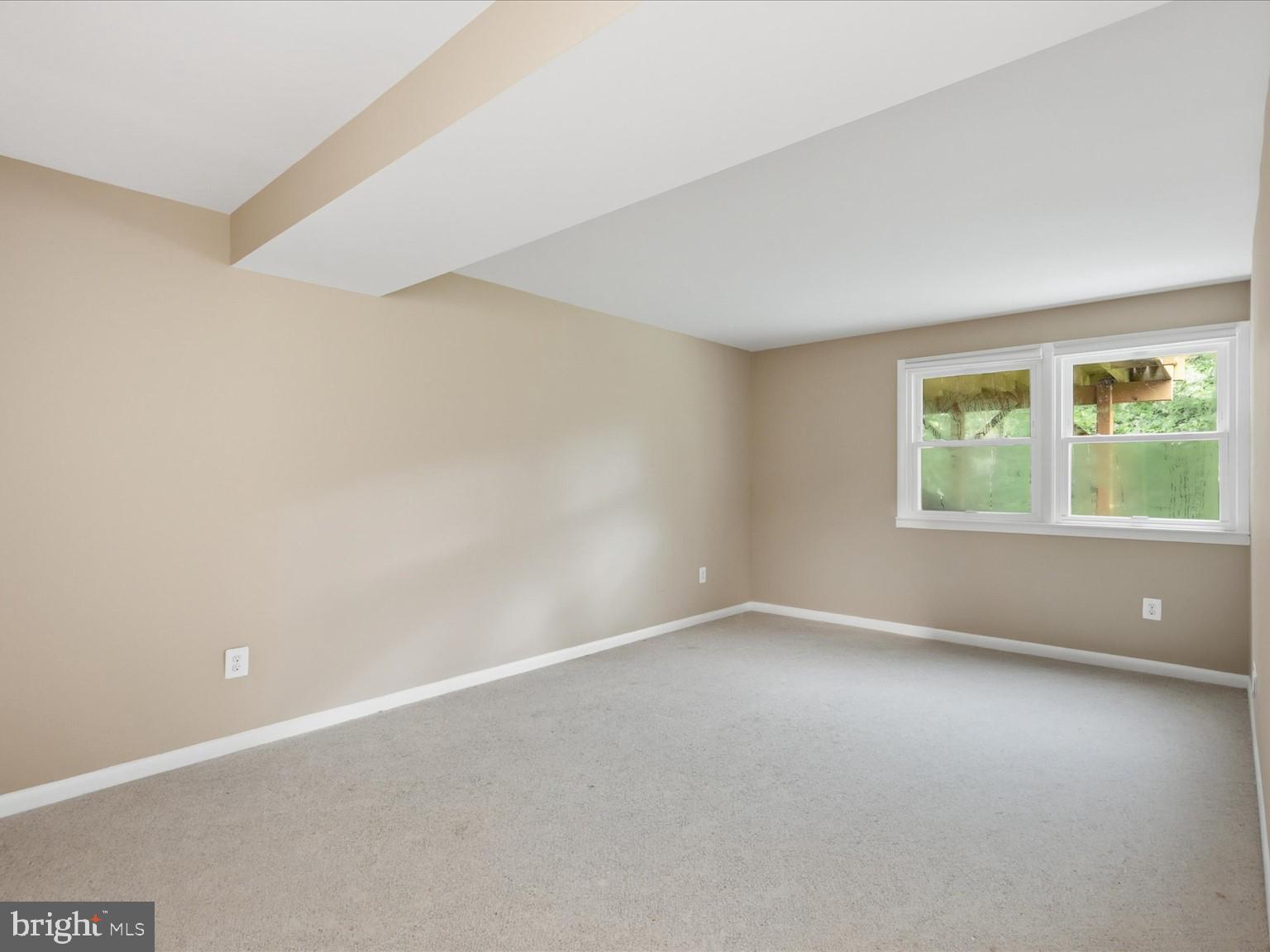 ROLLING VALLEY - Residential