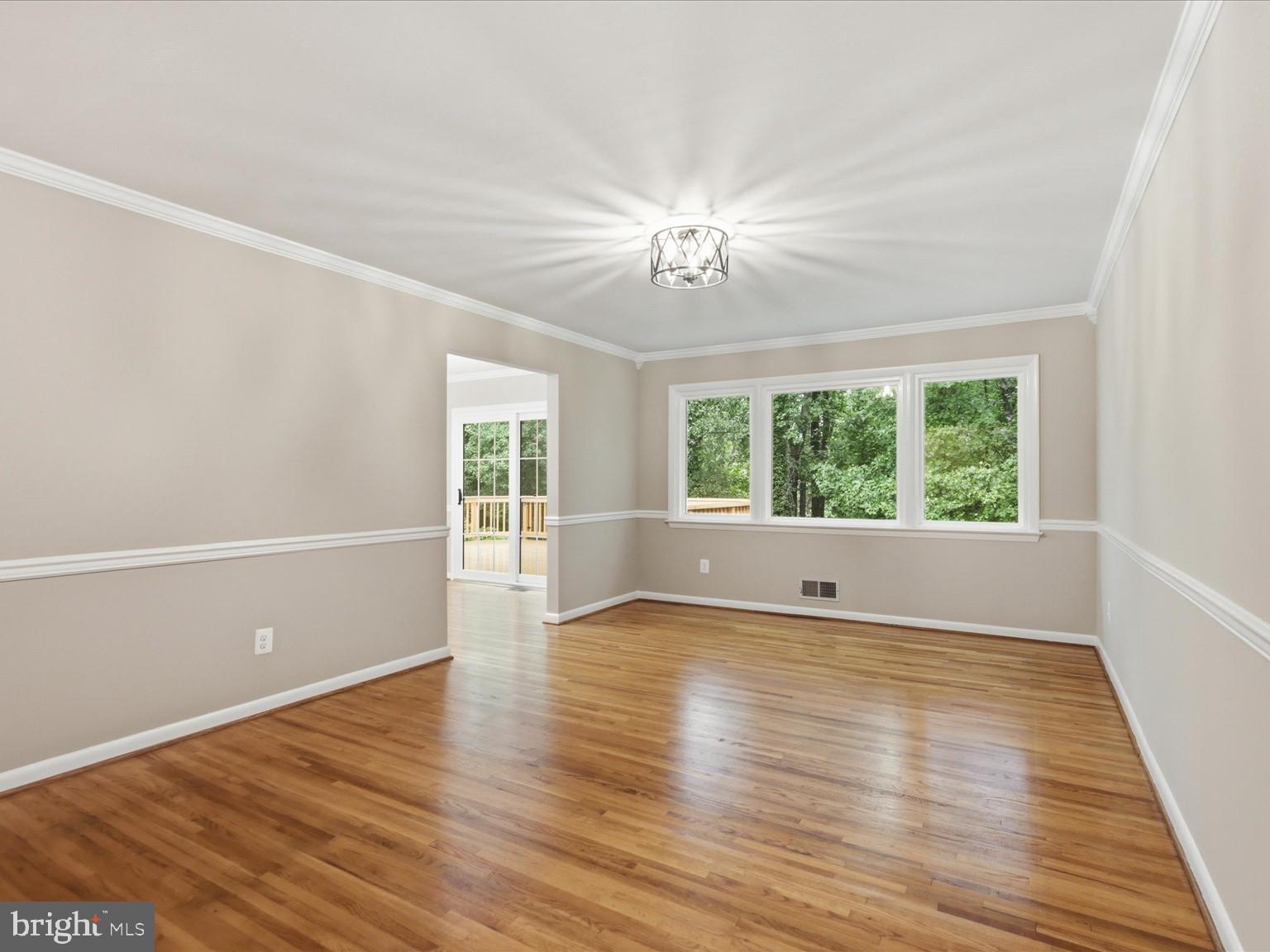 ROLLING VALLEY - Residential
