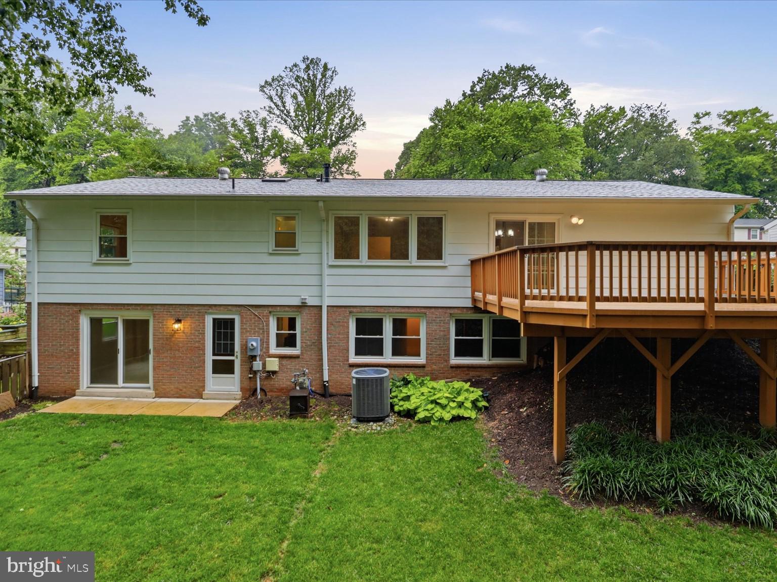 ROLLING VALLEY - Residential