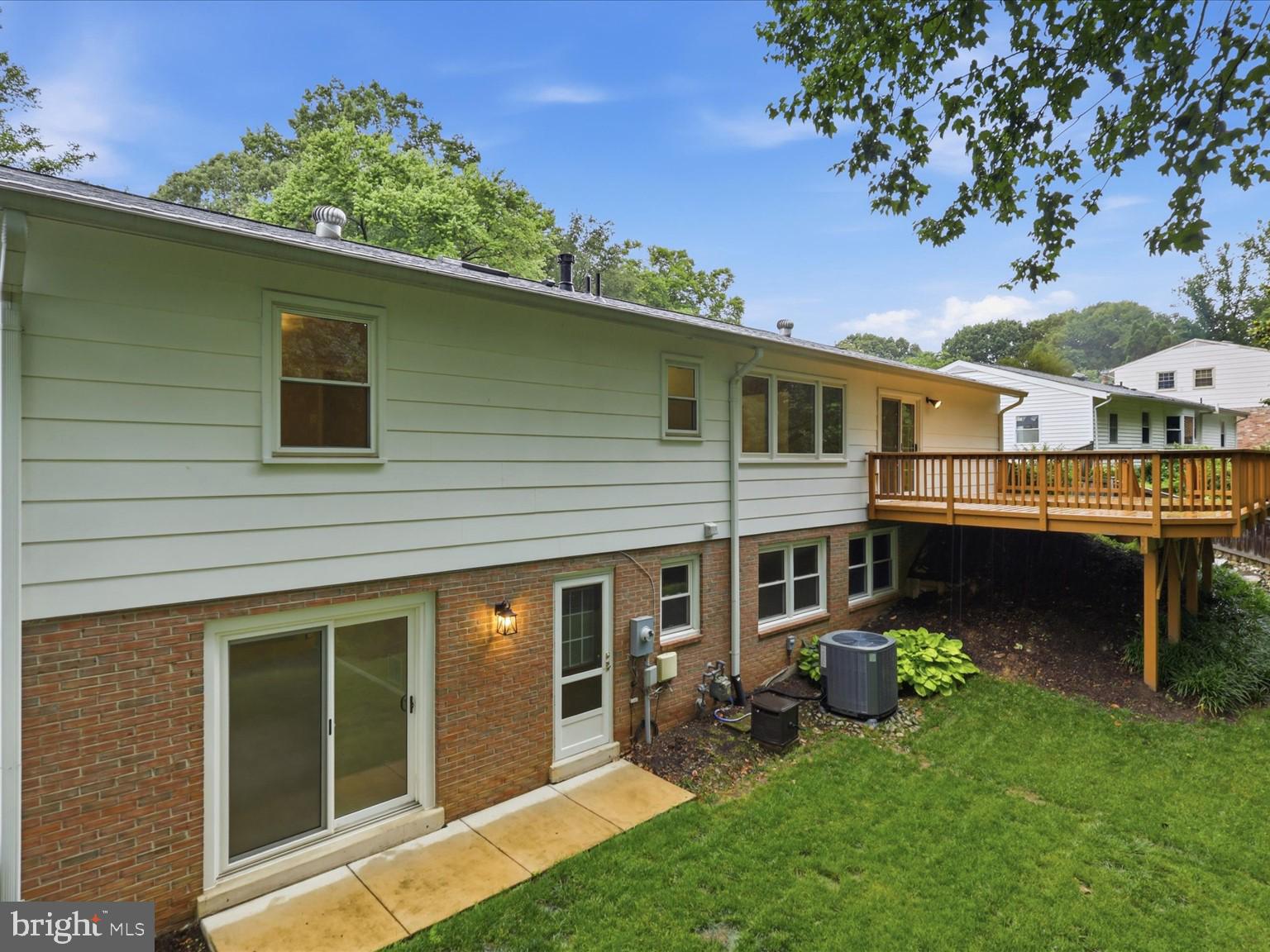 ROLLING VALLEY - Residential