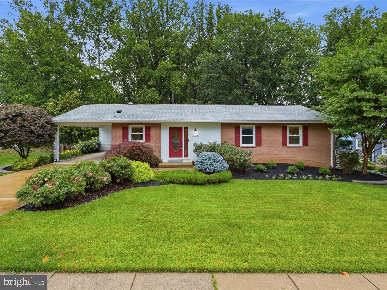 ROLLING VALLEY - Residential