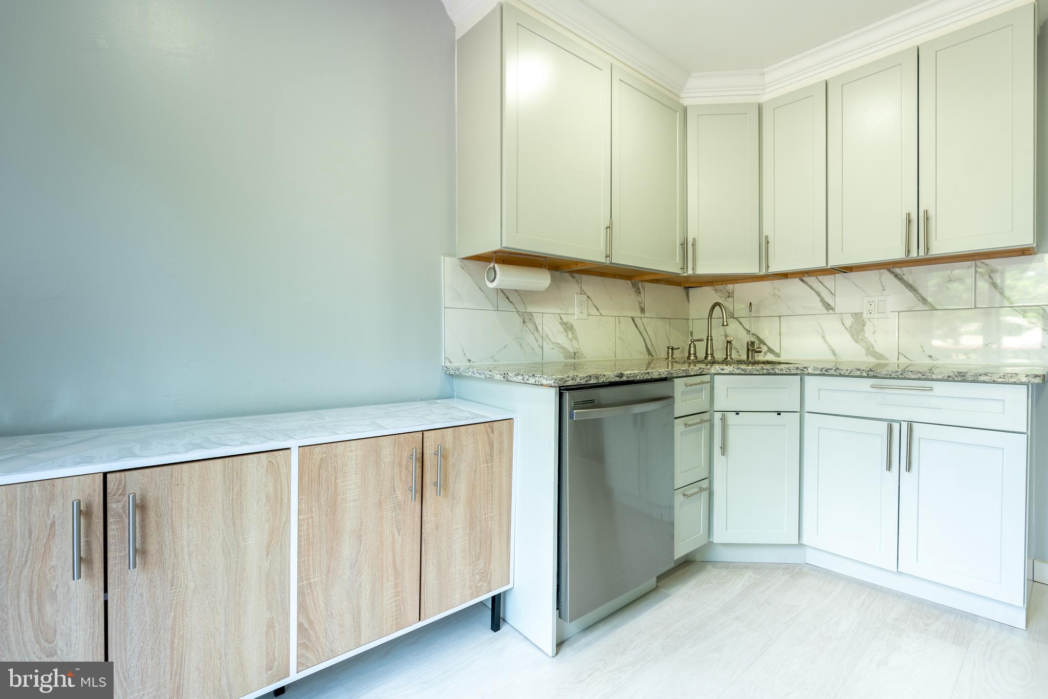 MONTGOMERY GLEN - Residential