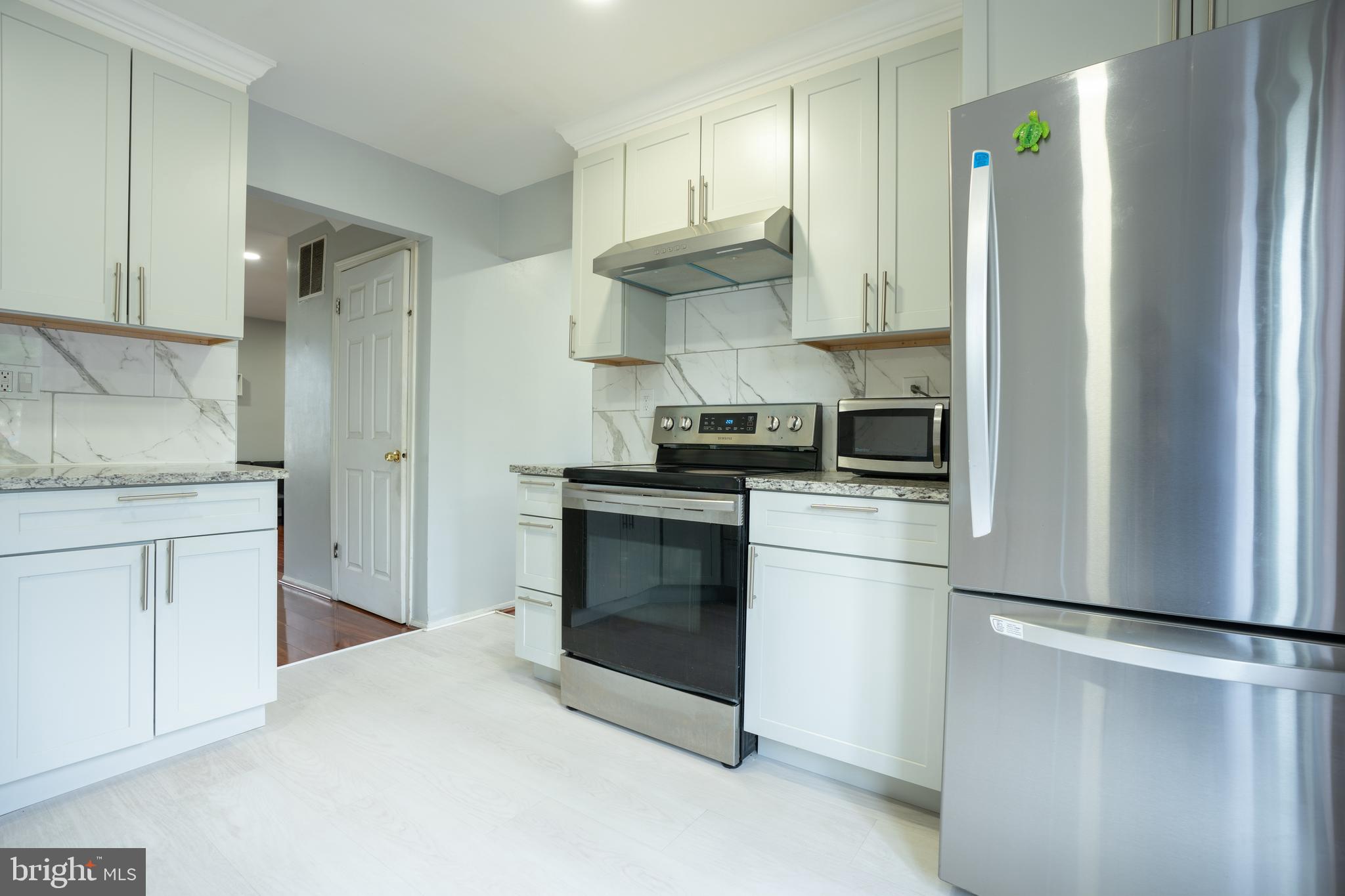 MONTGOMERY GLEN - Residential