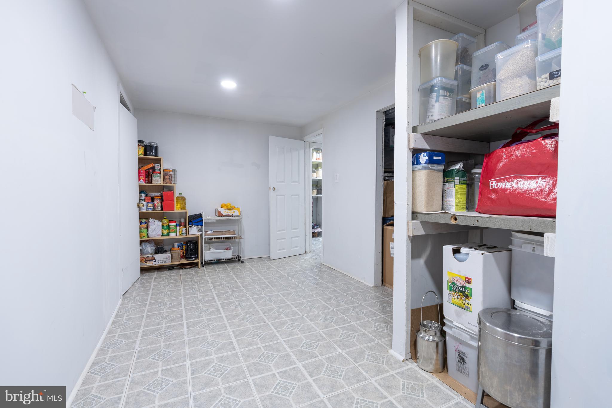 MONTGOMERY GLEN - Residential