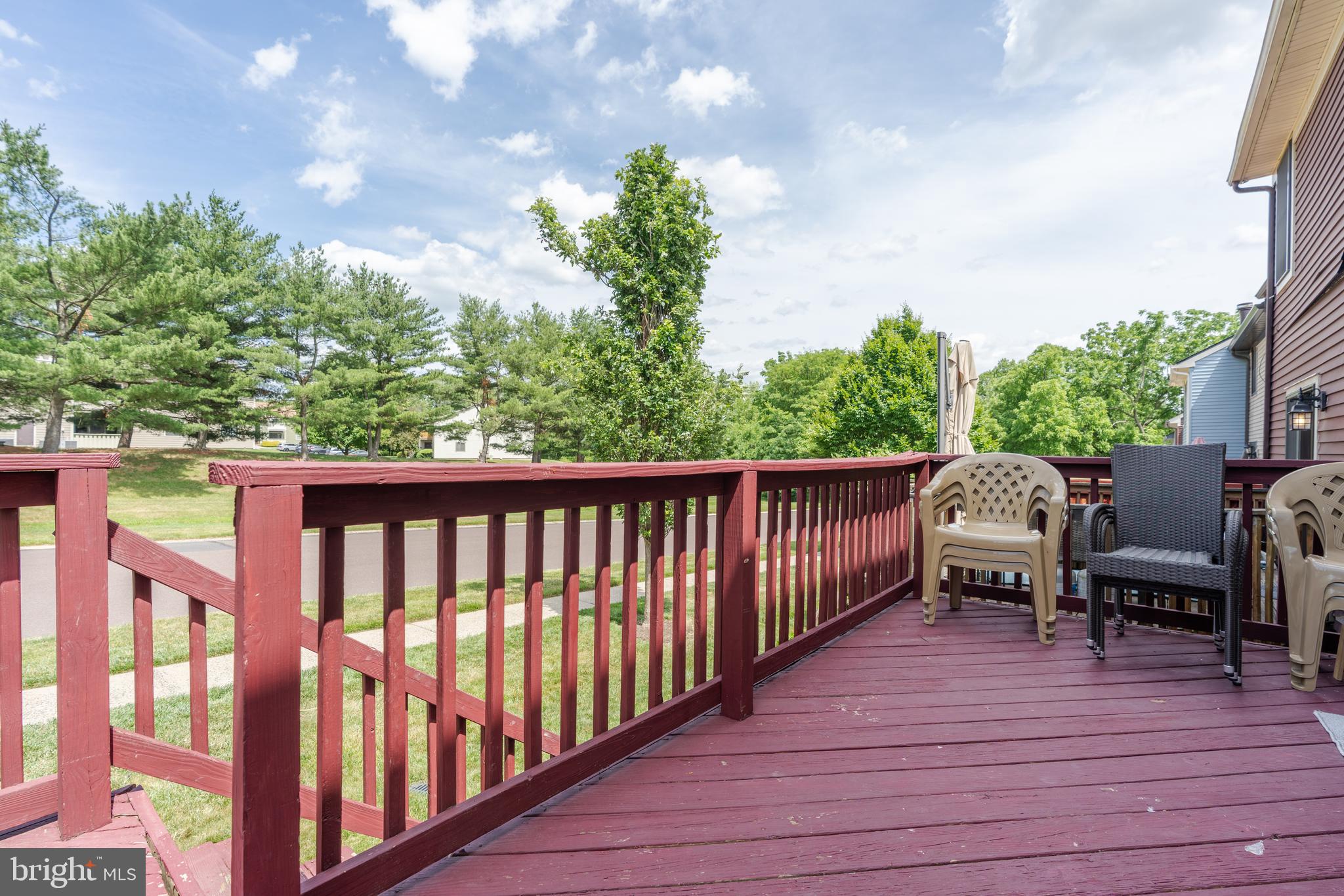 MONTGOMERY GLEN - Residential