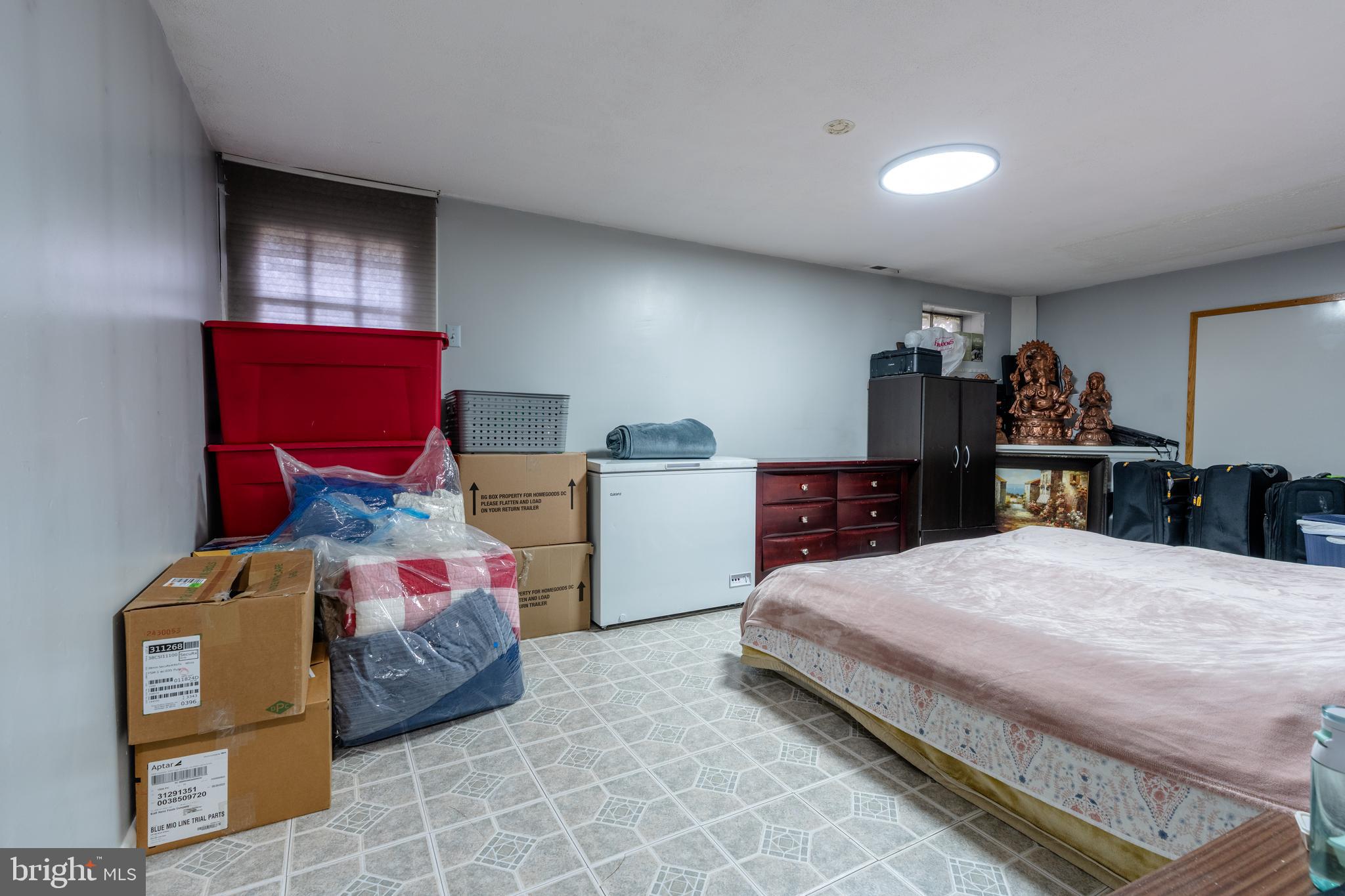 MONTGOMERY GLEN - Residential