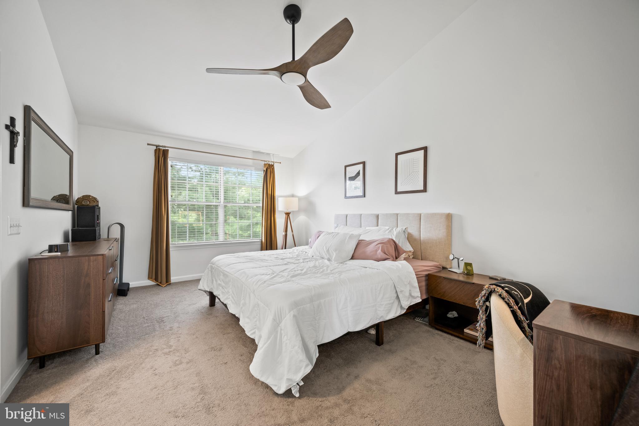 FOX CHASE - Residential
