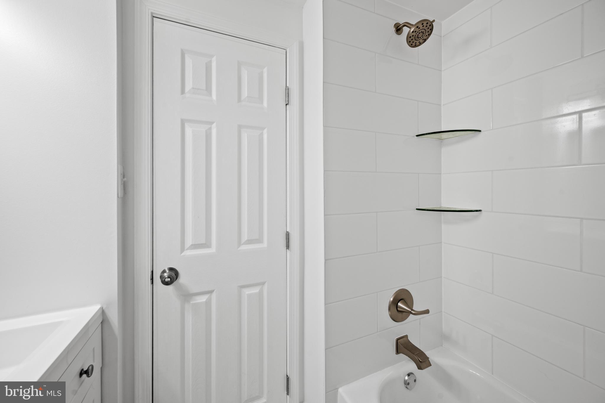 FOX CHASE - Residential