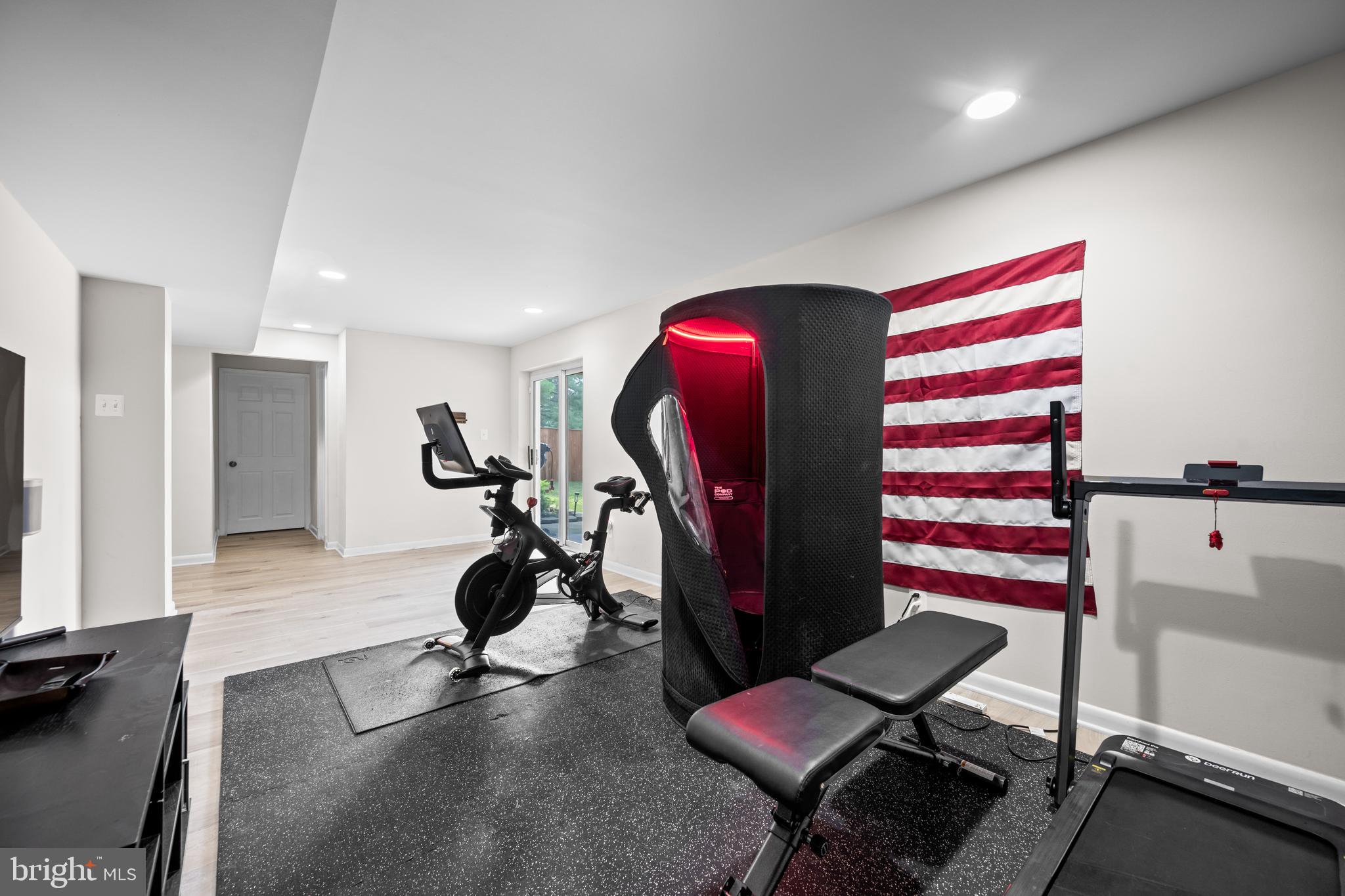 FOX CHASE - Residential