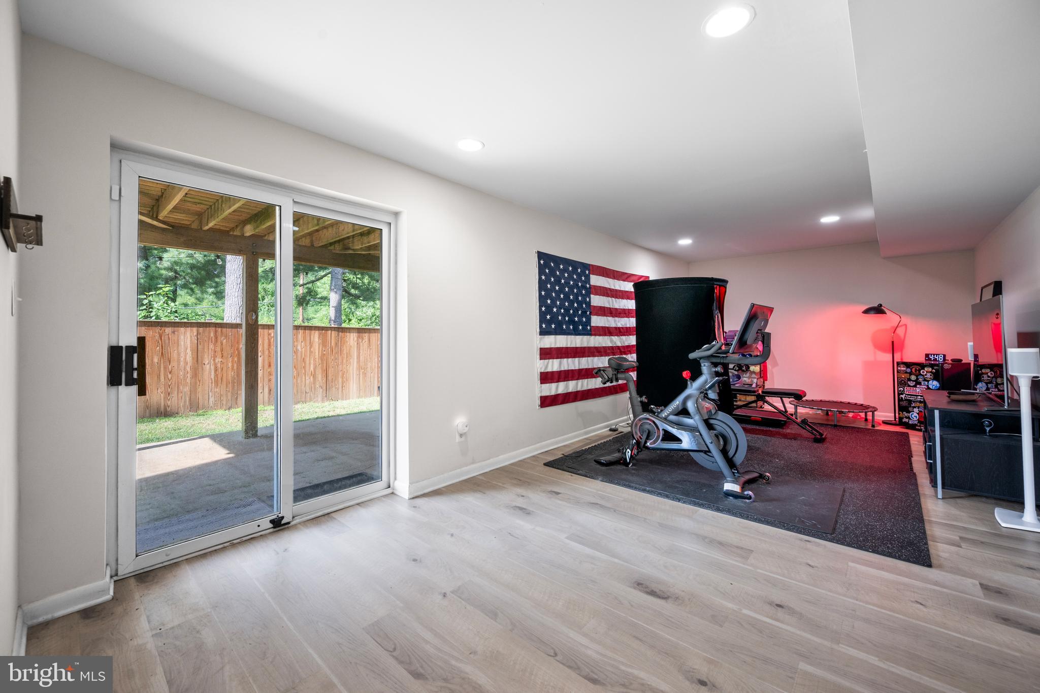 FOX CHASE - Residential