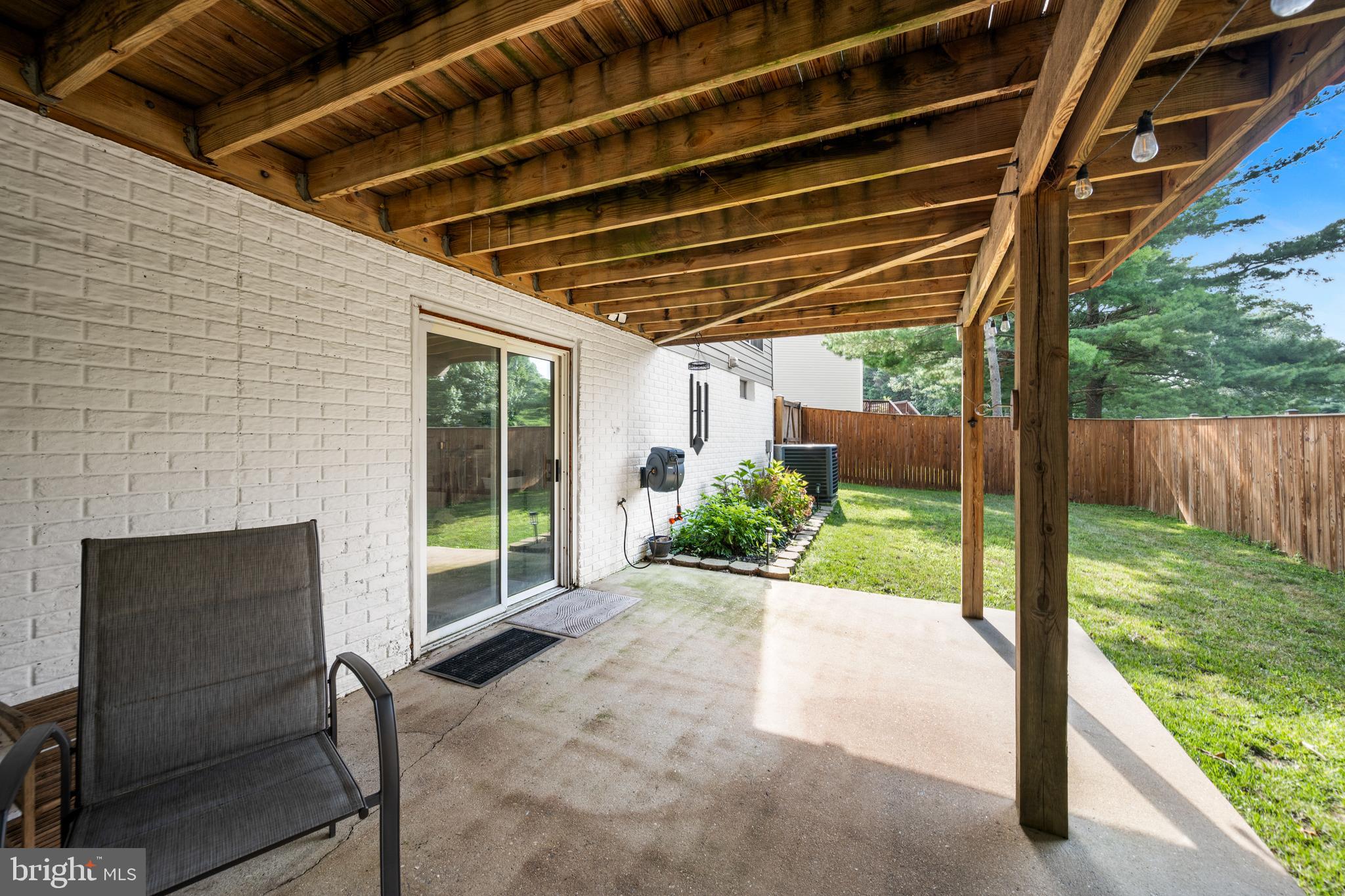 FOX CHASE - Residential
