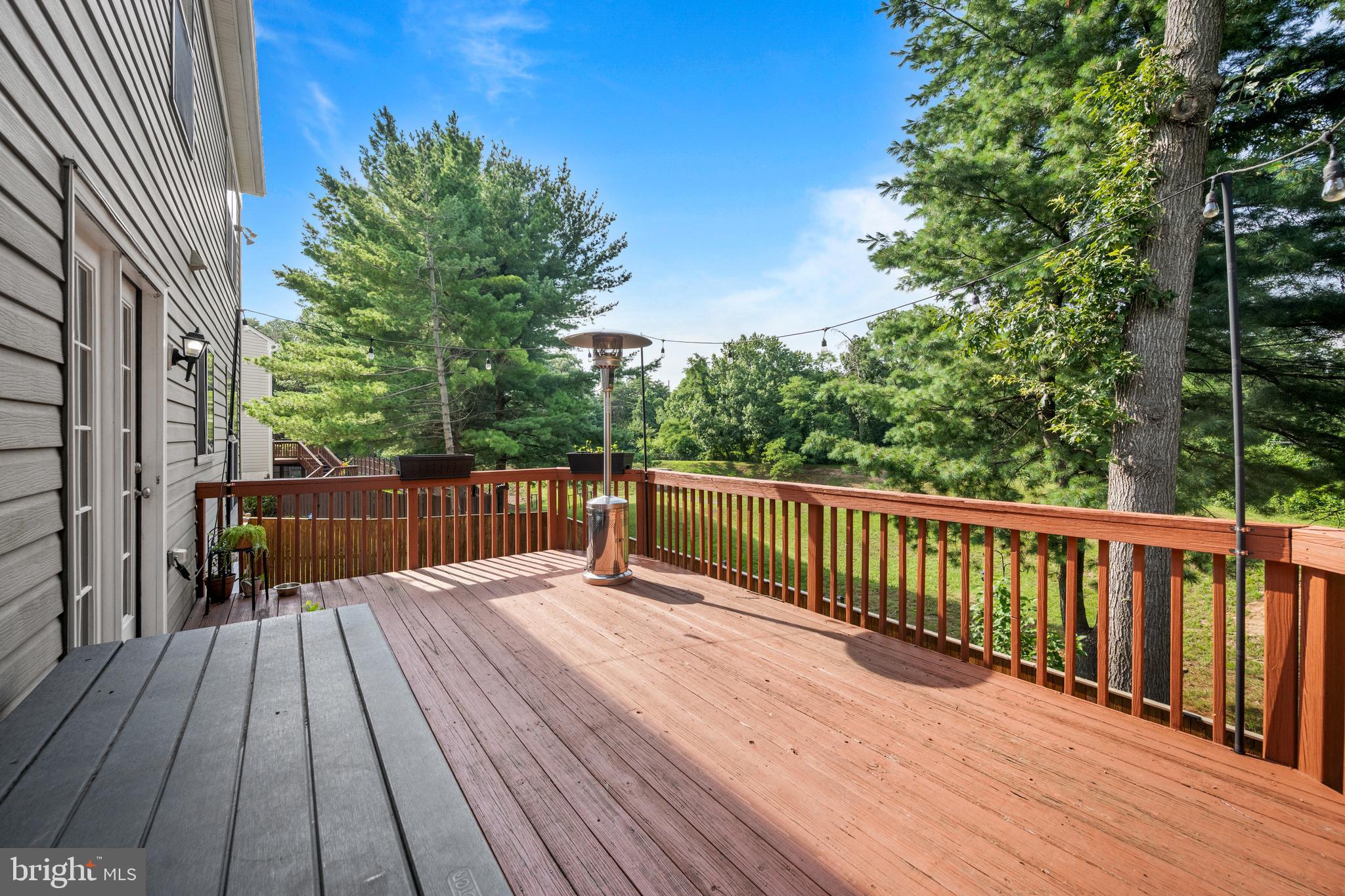 FOX CHASE - Residential