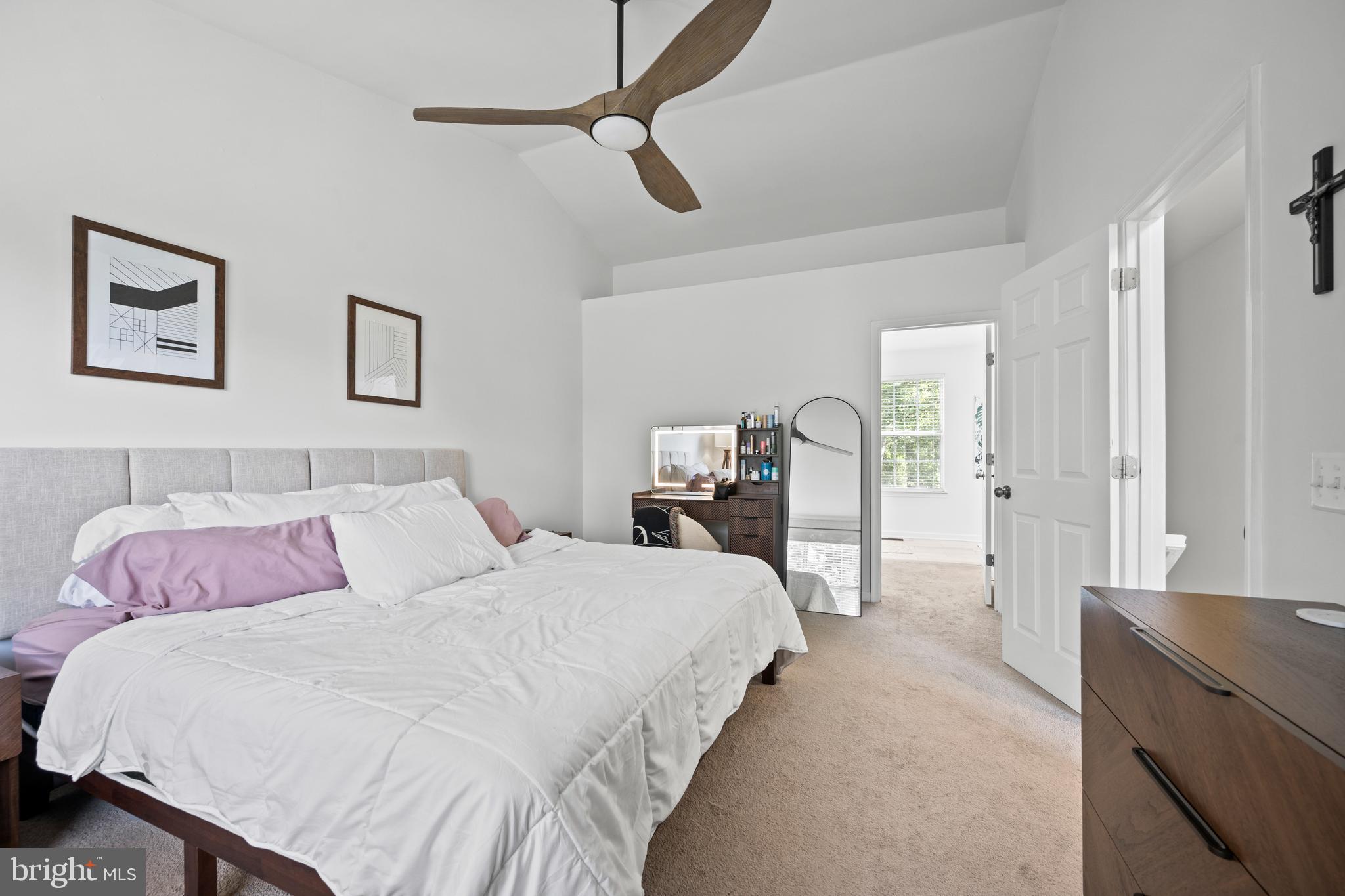 FOX CHASE - Residential