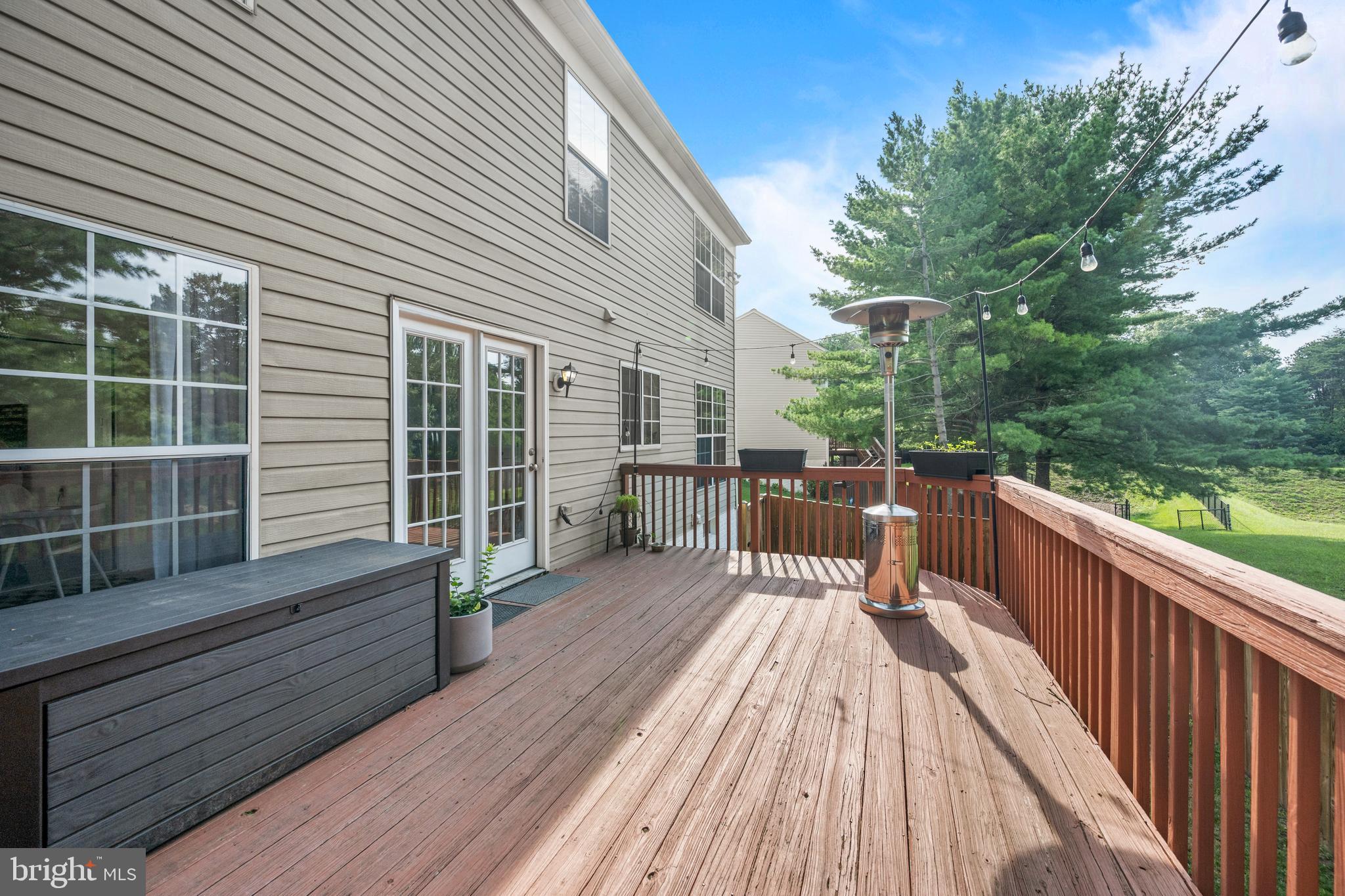 FOX CHASE - Residential