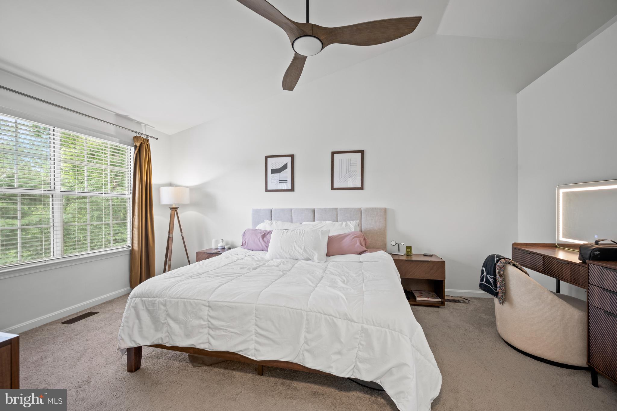 FOX CHASE - Residential