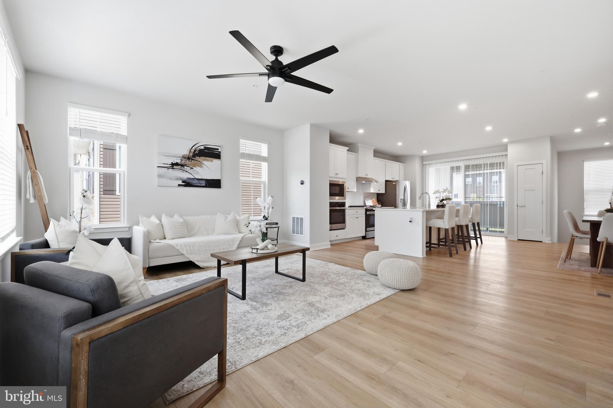 WELLINGTON FARMS - Residential