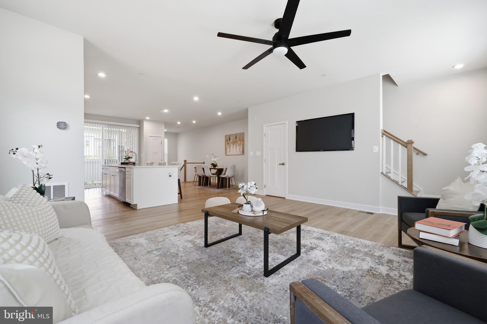 WELLINGTON FARMS - Residential