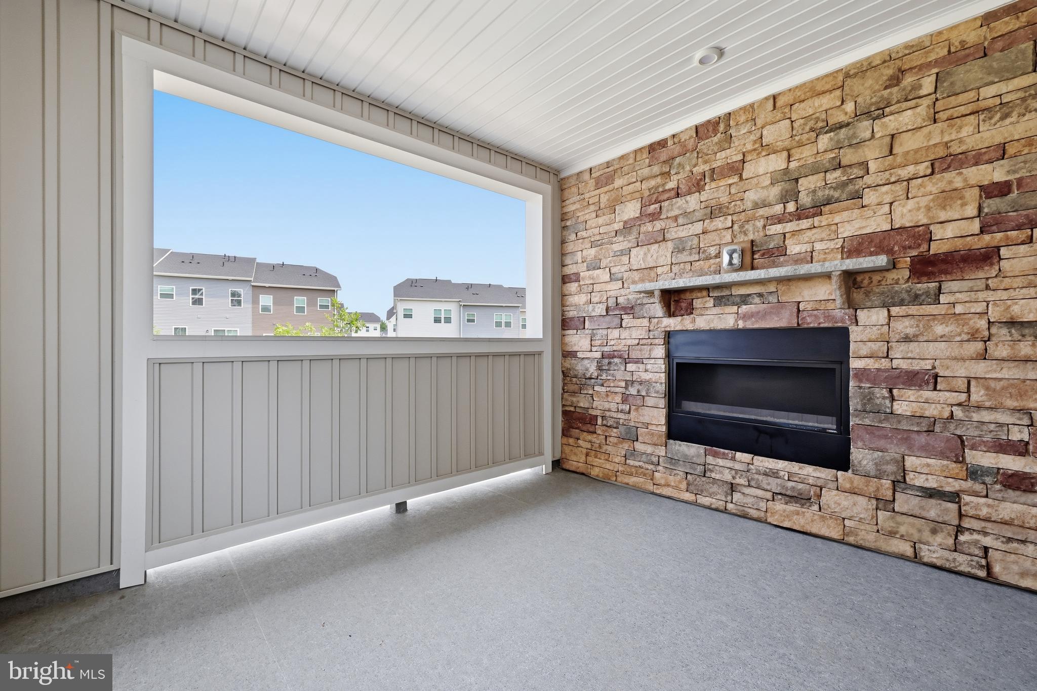 WELLINGTON FARMS - Residential