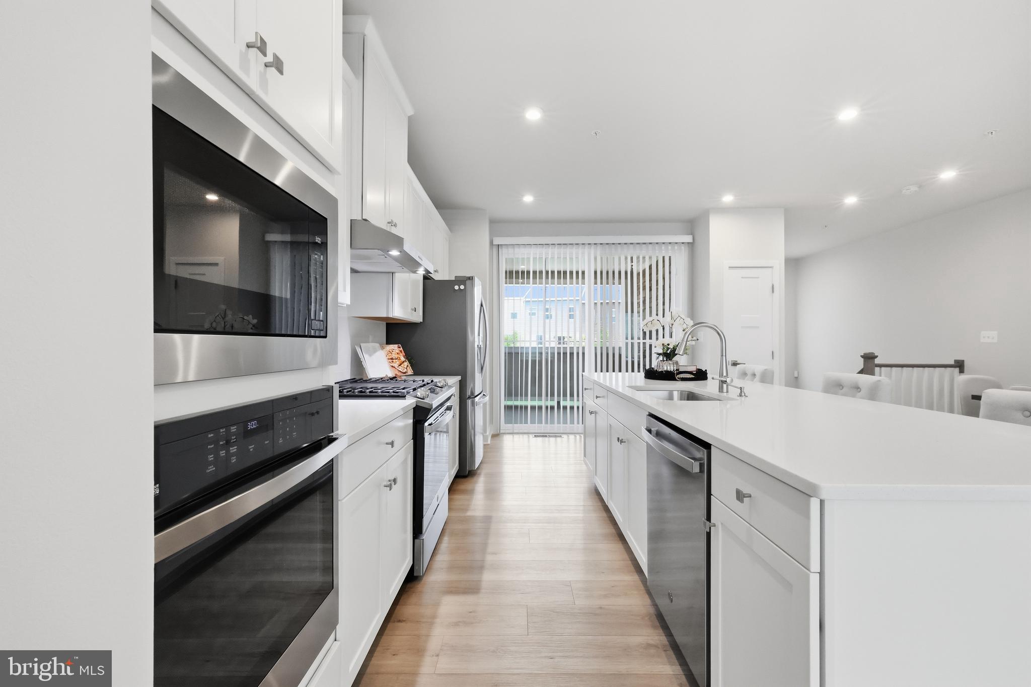 WELLINGTON FARMS - Residential
