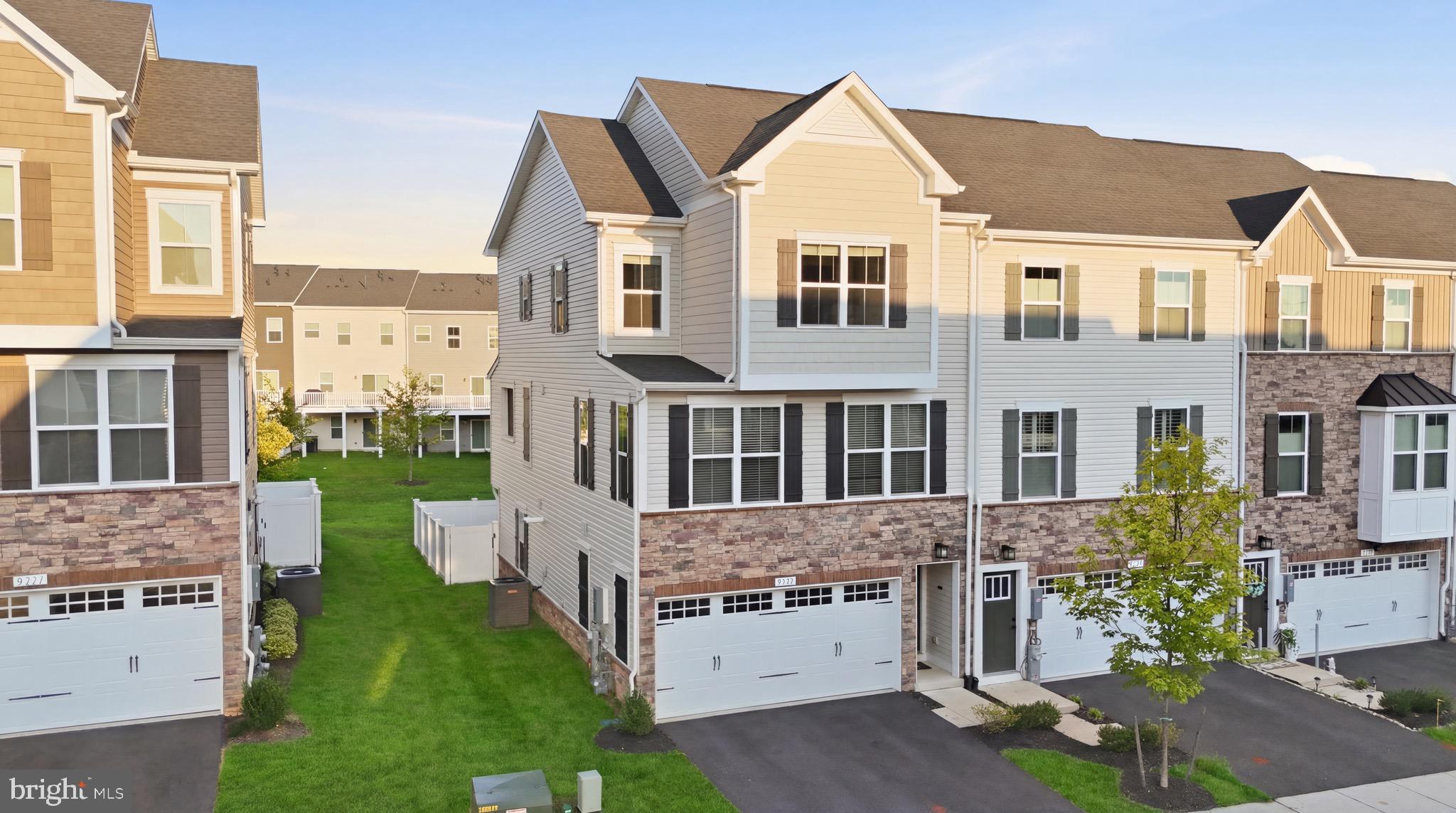 WELLINGTON FARMS - Residential