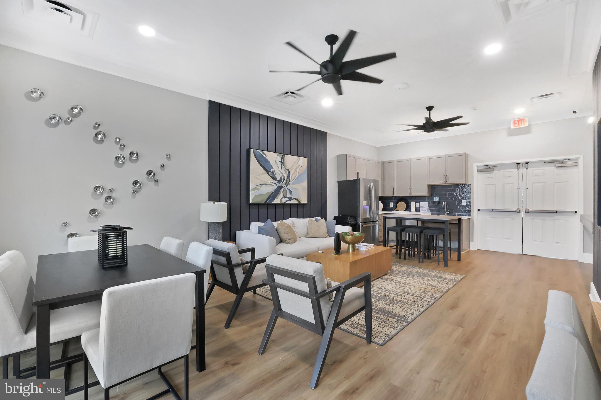 WELLINGTON FARMS - Residential