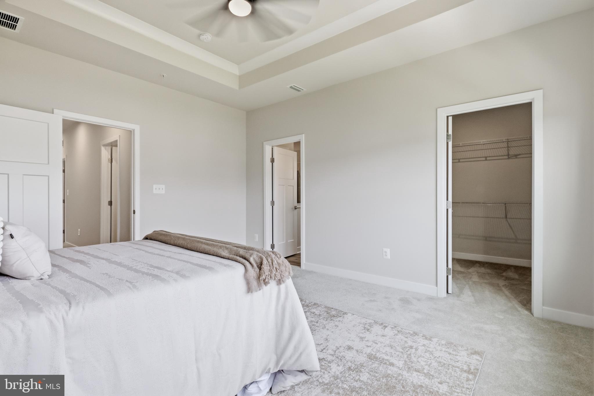 WELLINGTON FARMS - Residential