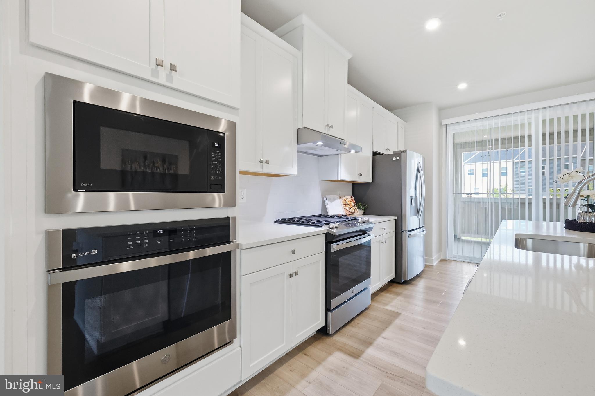 WELLINGTON FARMS - Residential