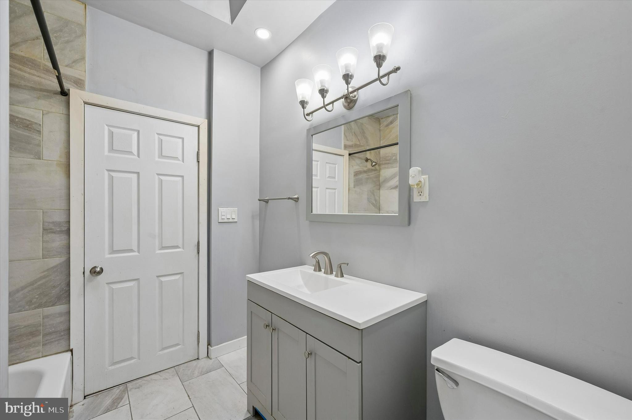 COBBS CREEK - Residential
