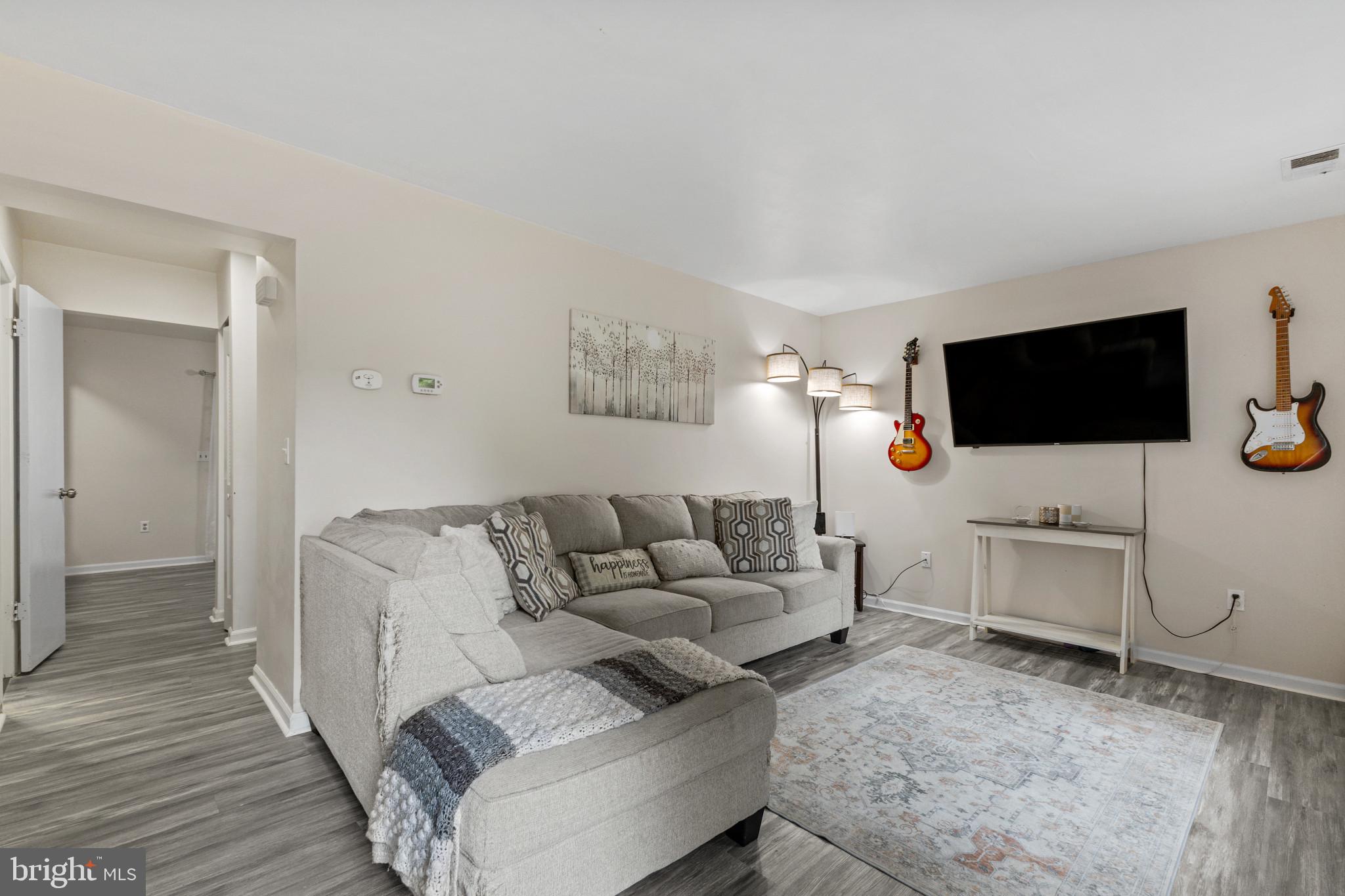 CHESTER ARMS - Residential