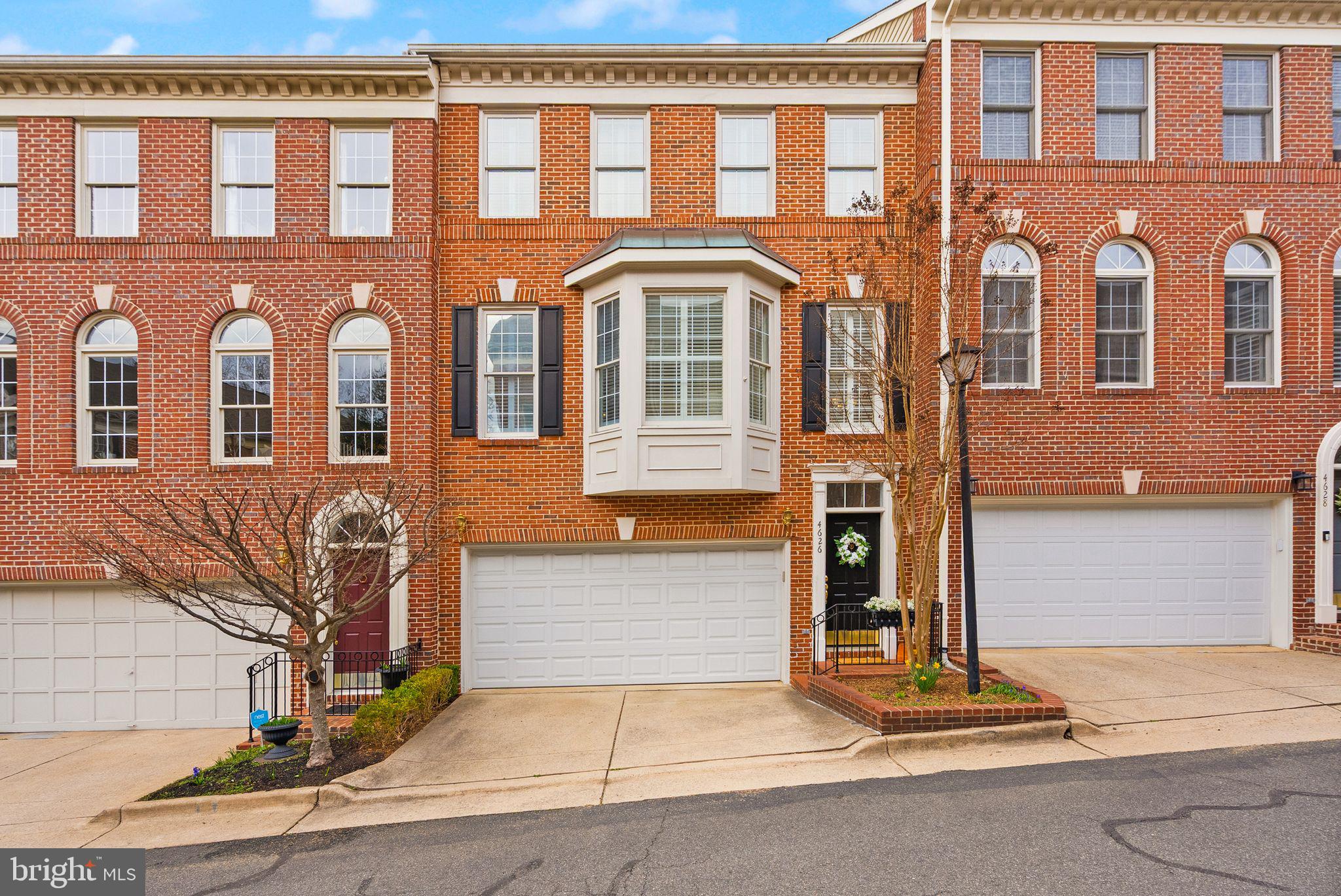 STONEGATE - Residential