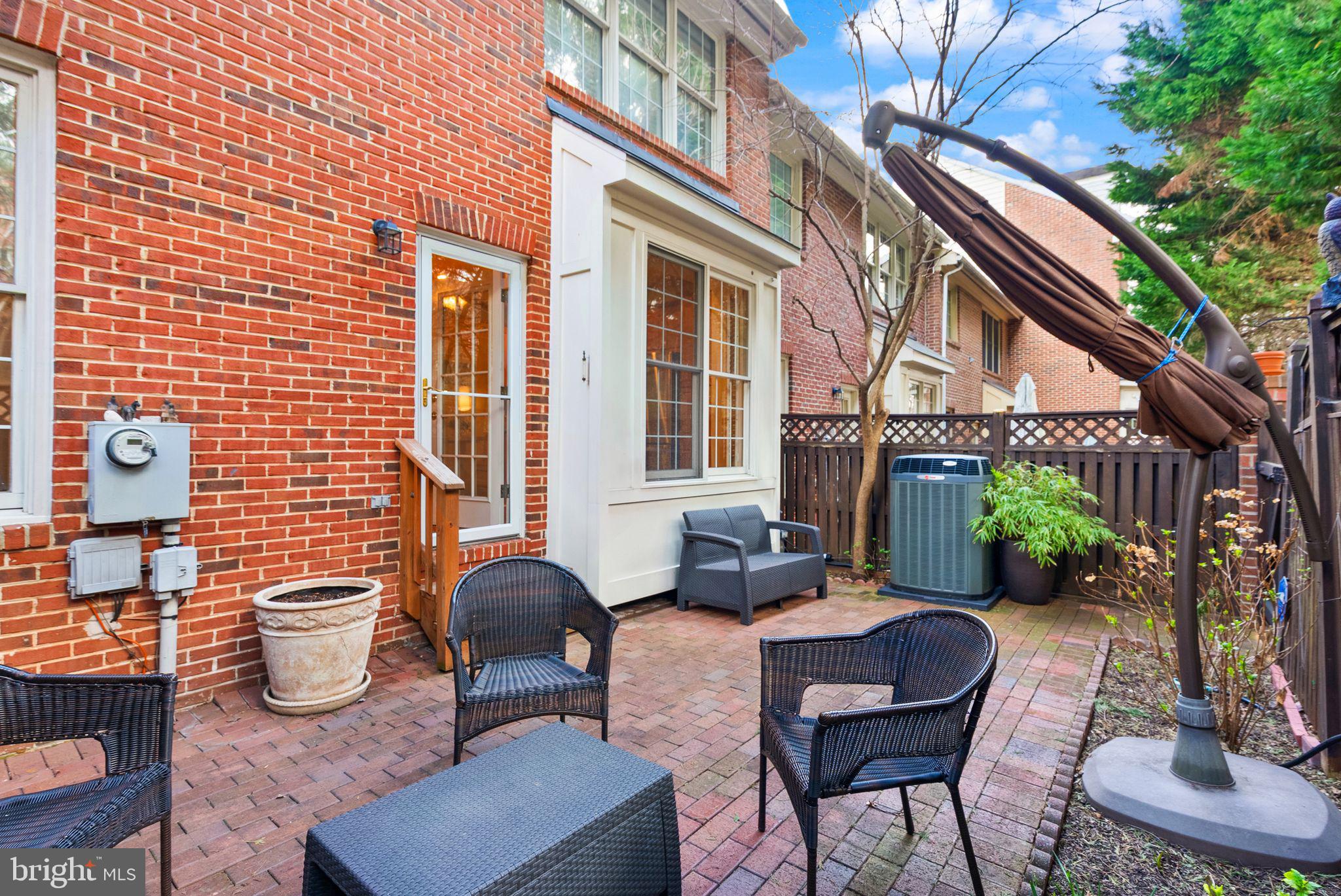 STONEGATE - Residential