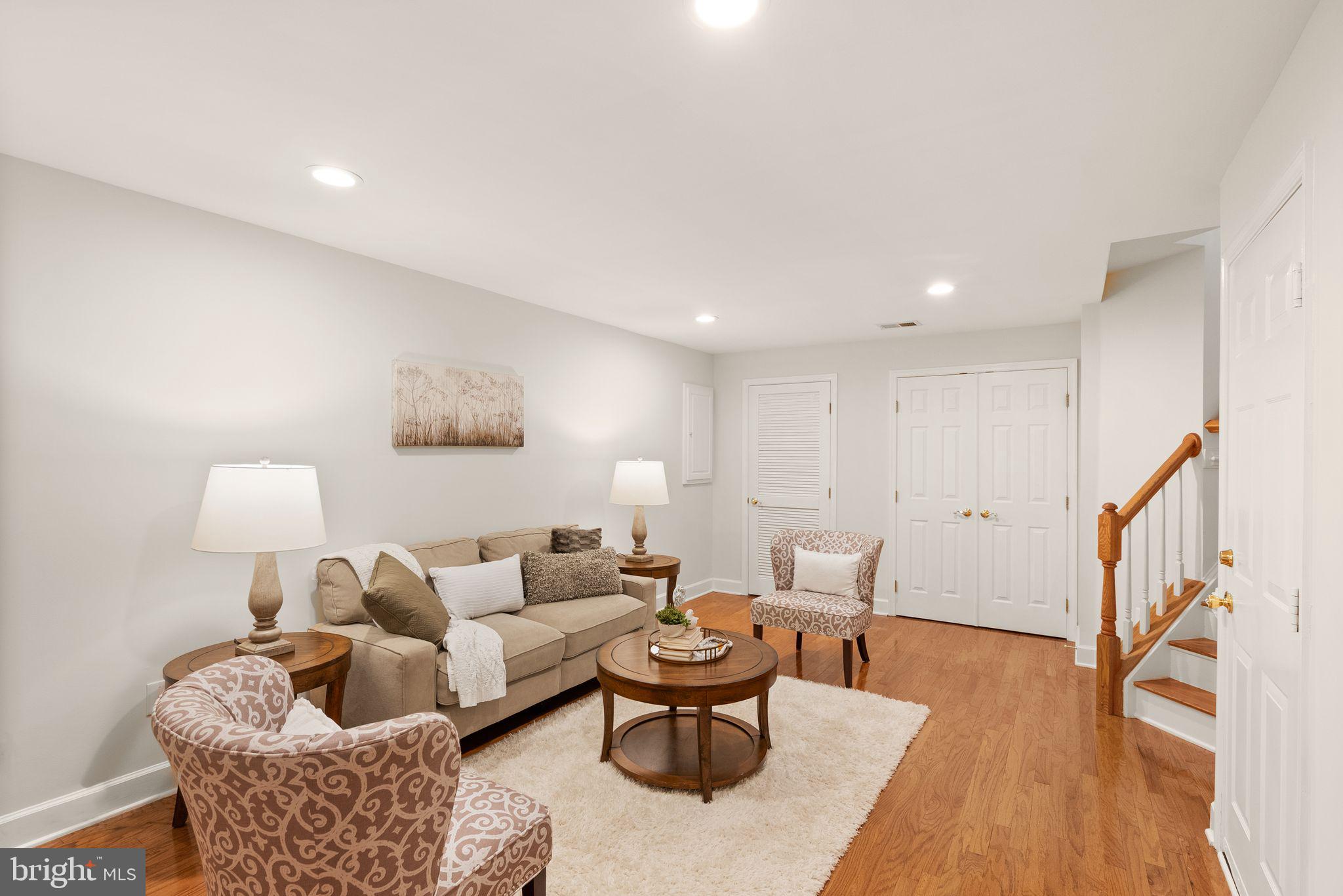 STONEGATE - Residential