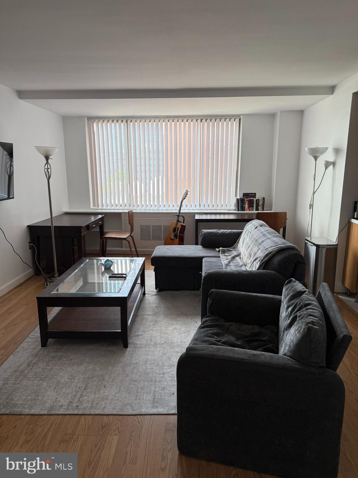 RIVER PLACE - Residential