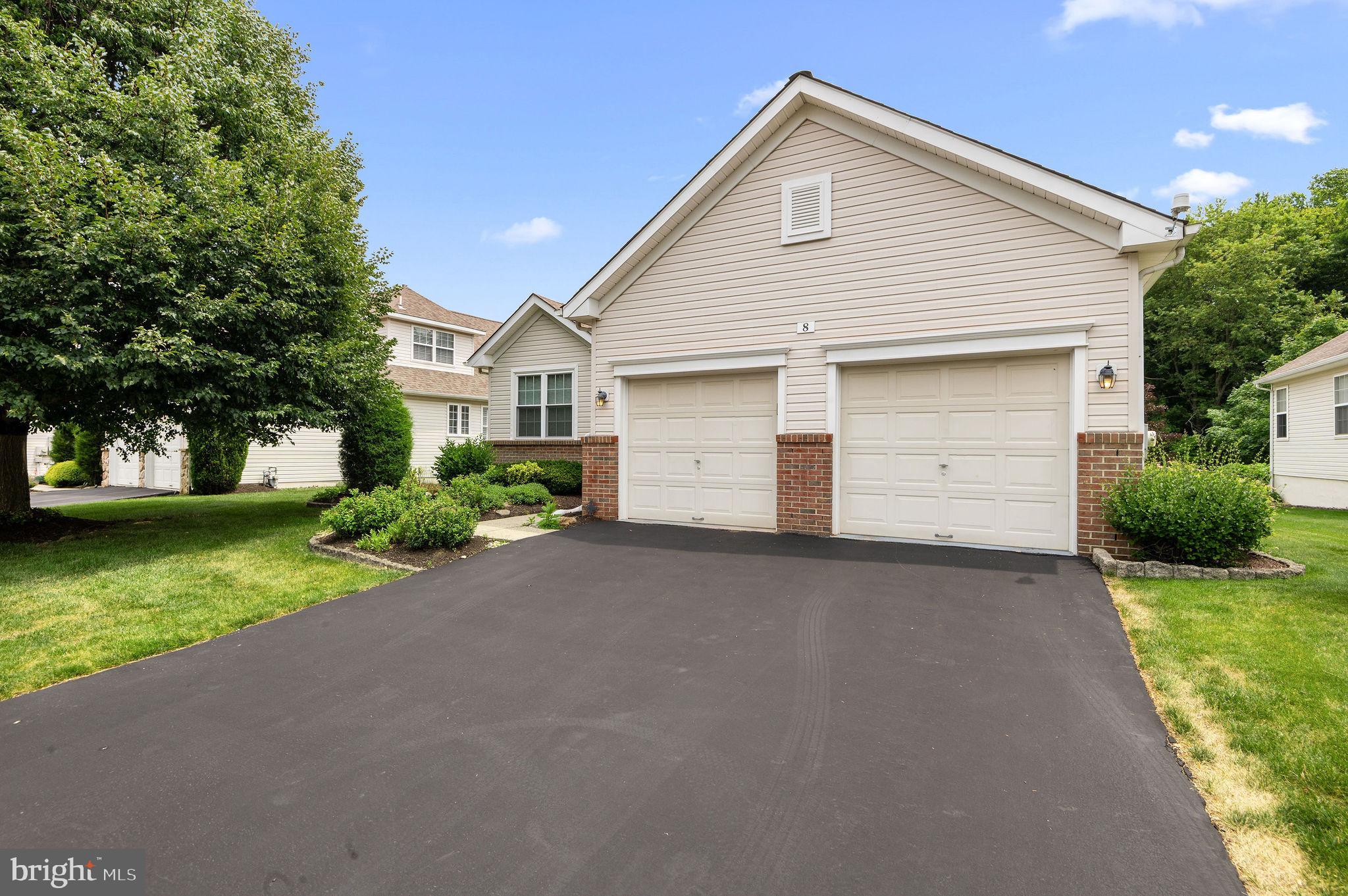 FLOWERS MILL - Residential