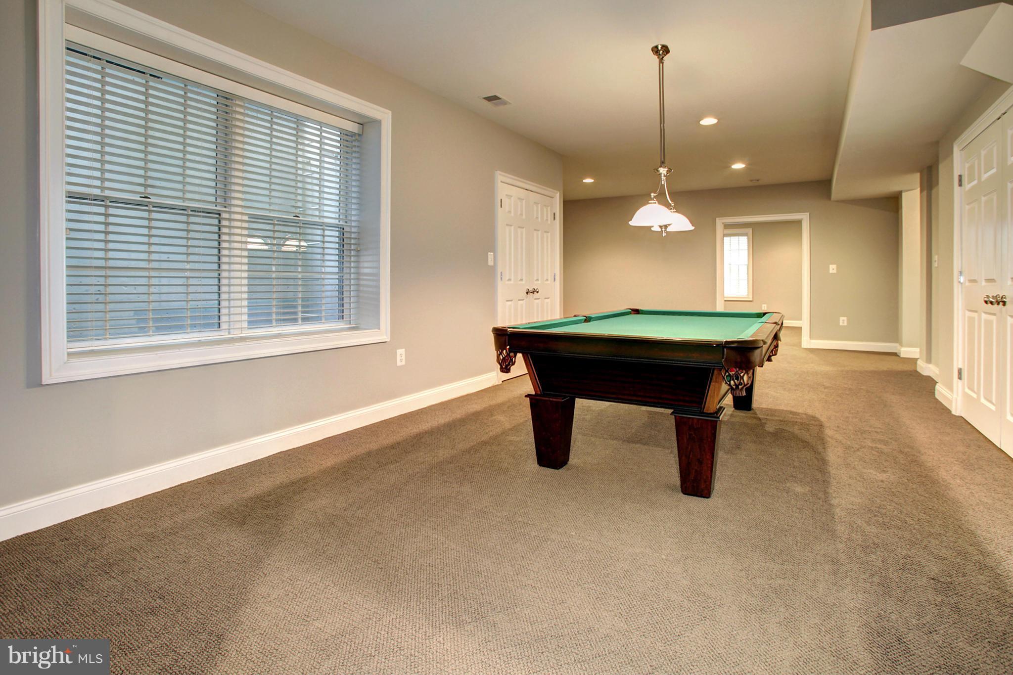 ARLINGWOOD - Residential