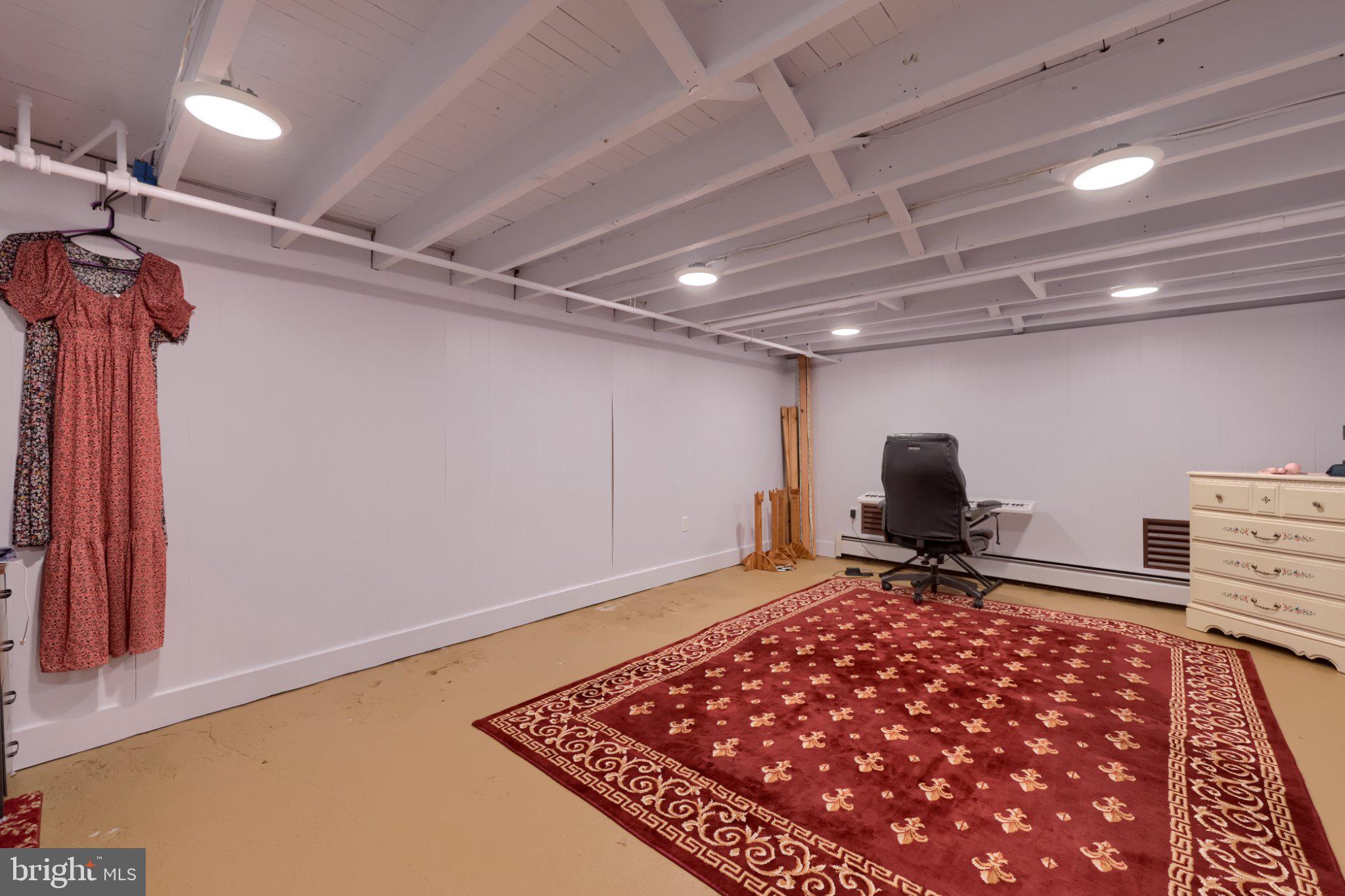 NEW HOLLAND BOROUGH - Residential