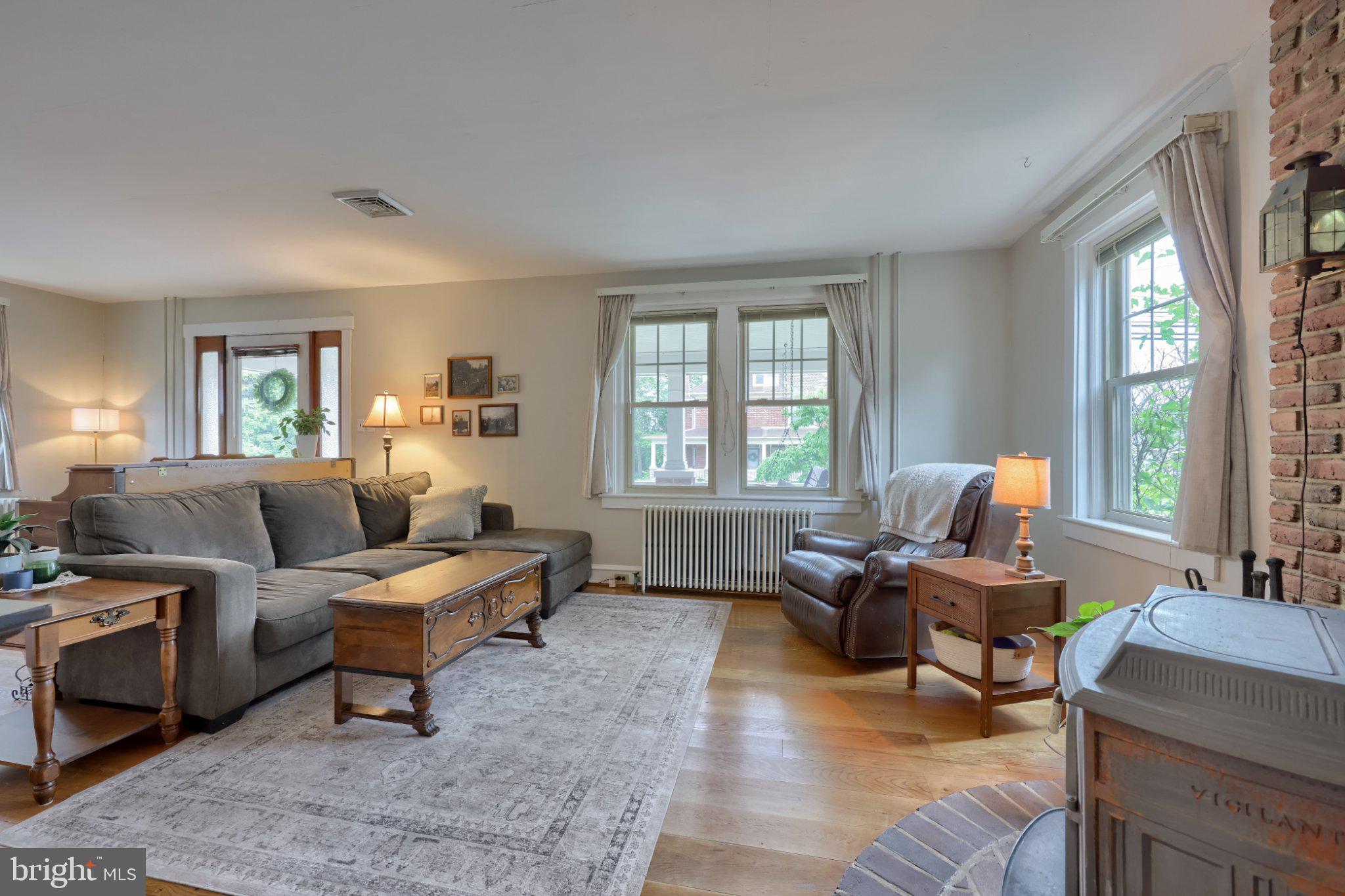 NEW HOLLAND BOROUGH - Residential