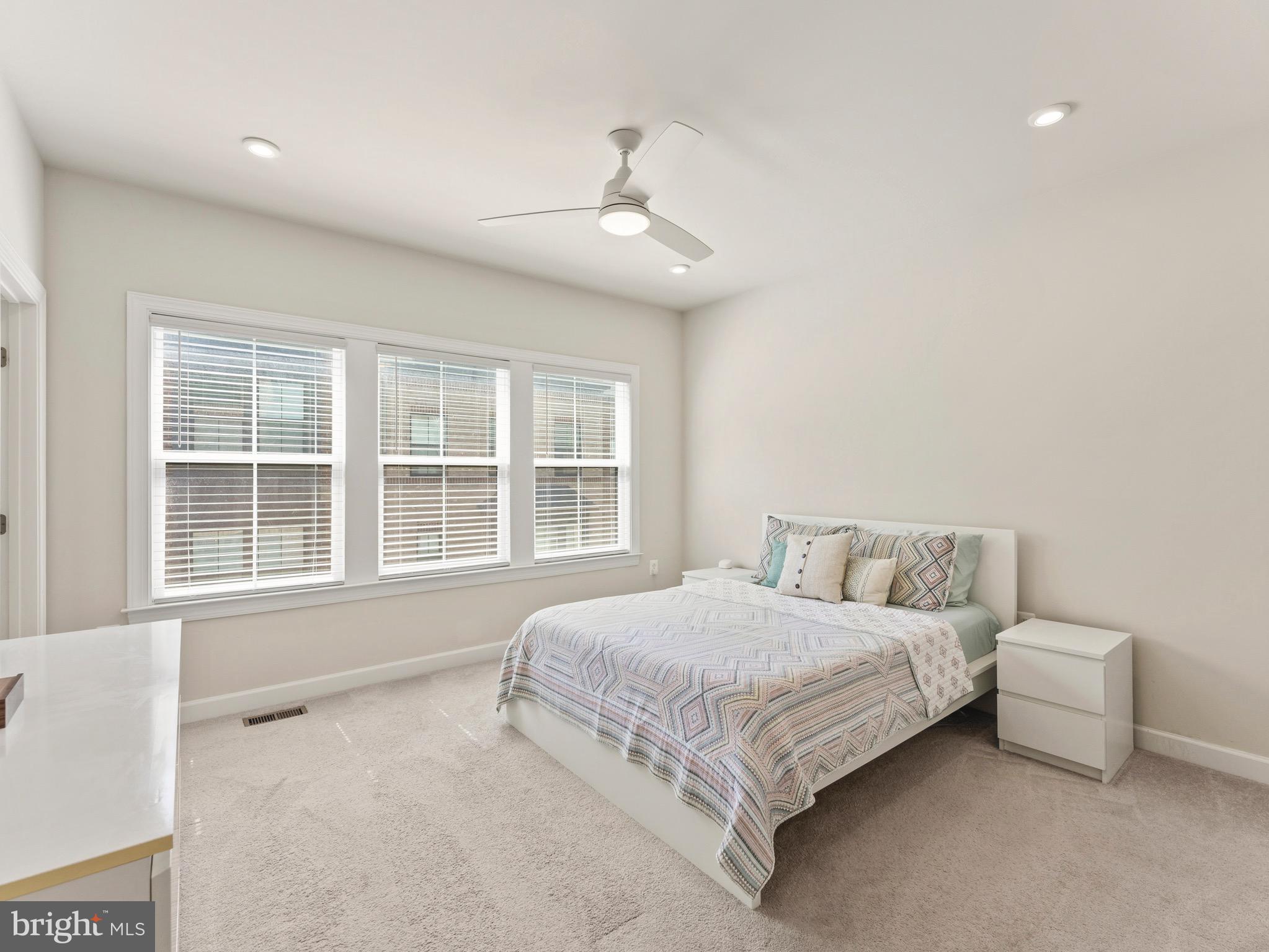 NORTH HILL - Residential