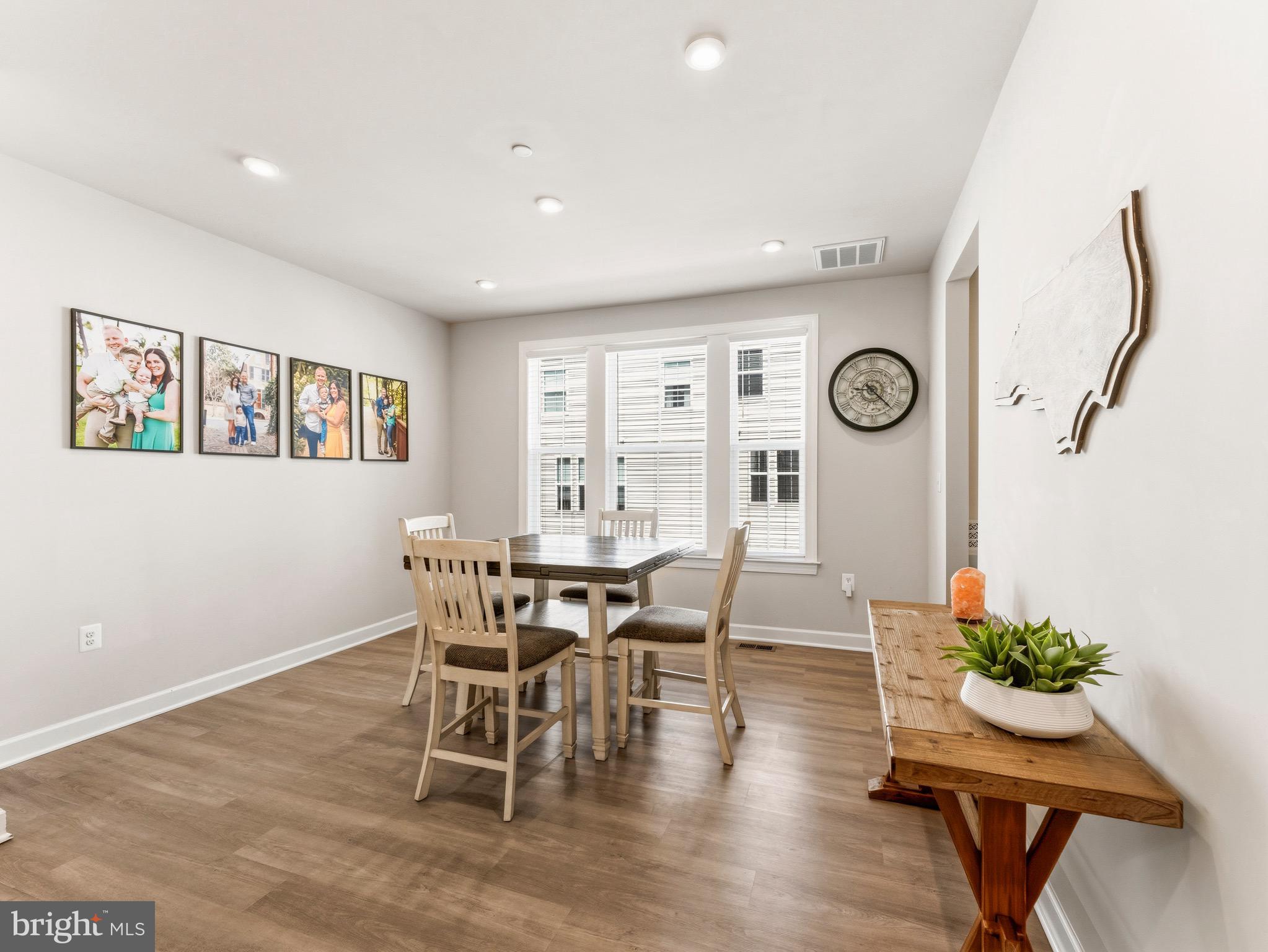 NORTH HILL - Residential