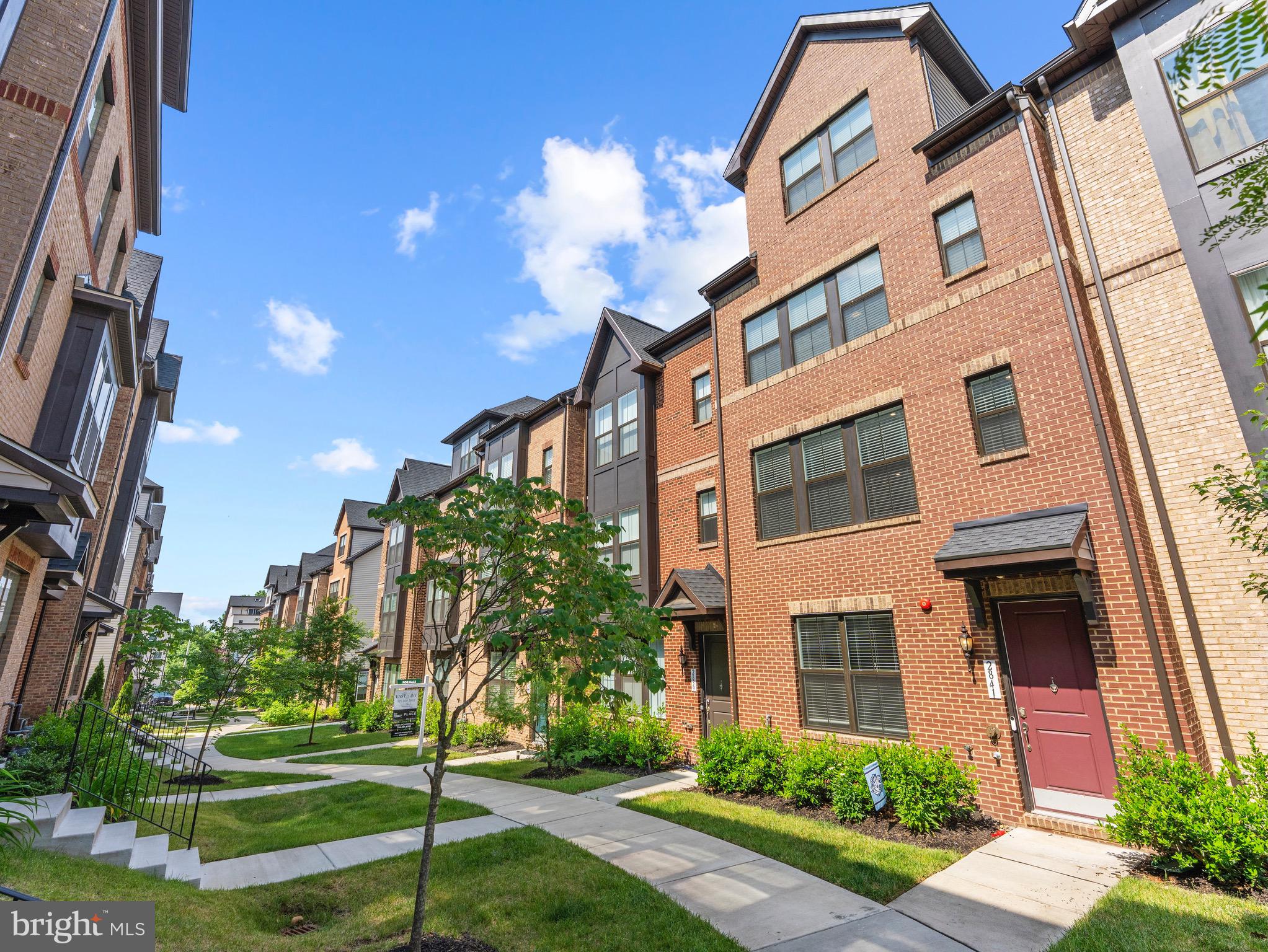 NORTH HILL - Residential