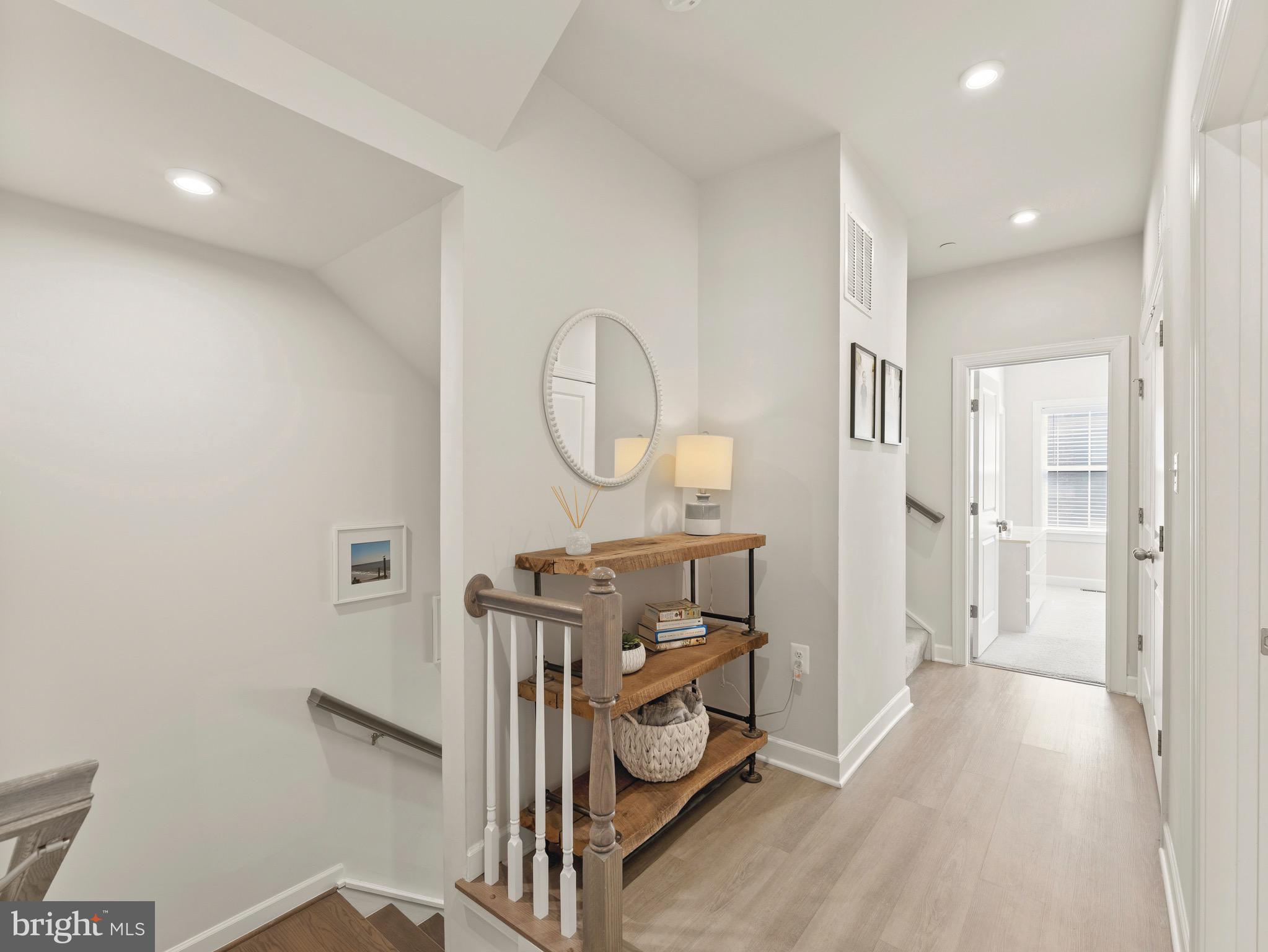 NORTH HILL - Residential