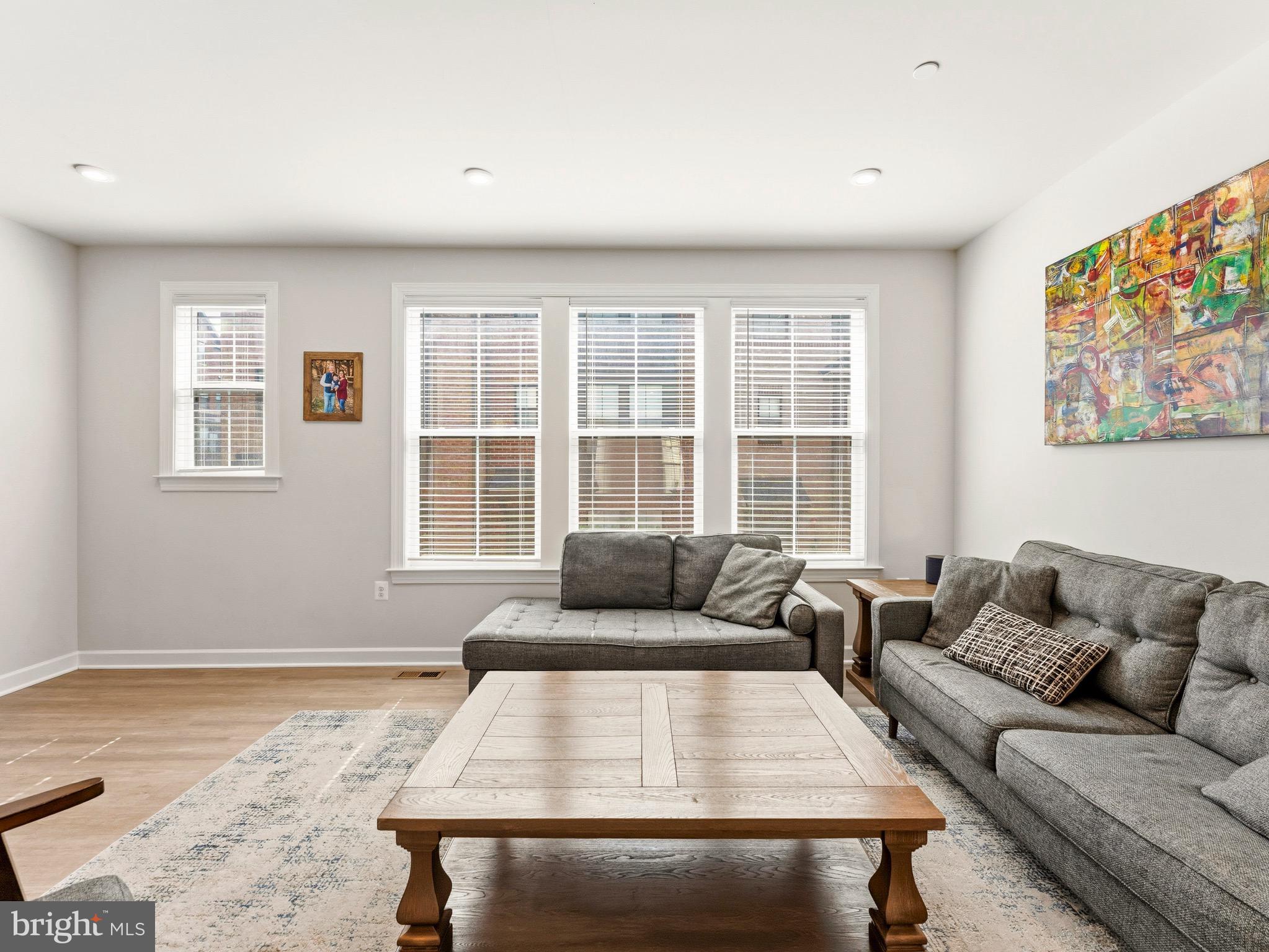 NORTH HILL - Residential