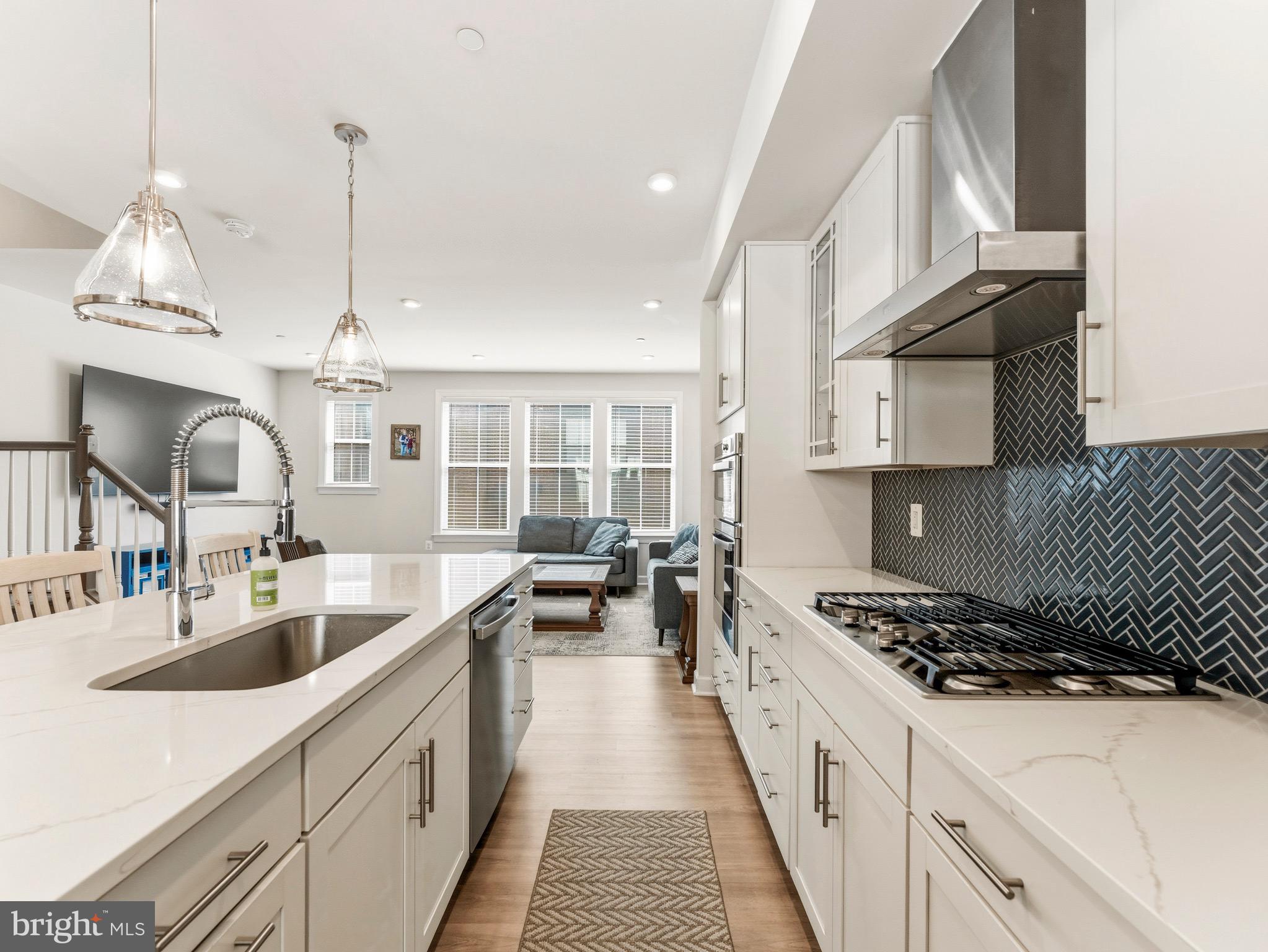 NORTH HILL - Residential
