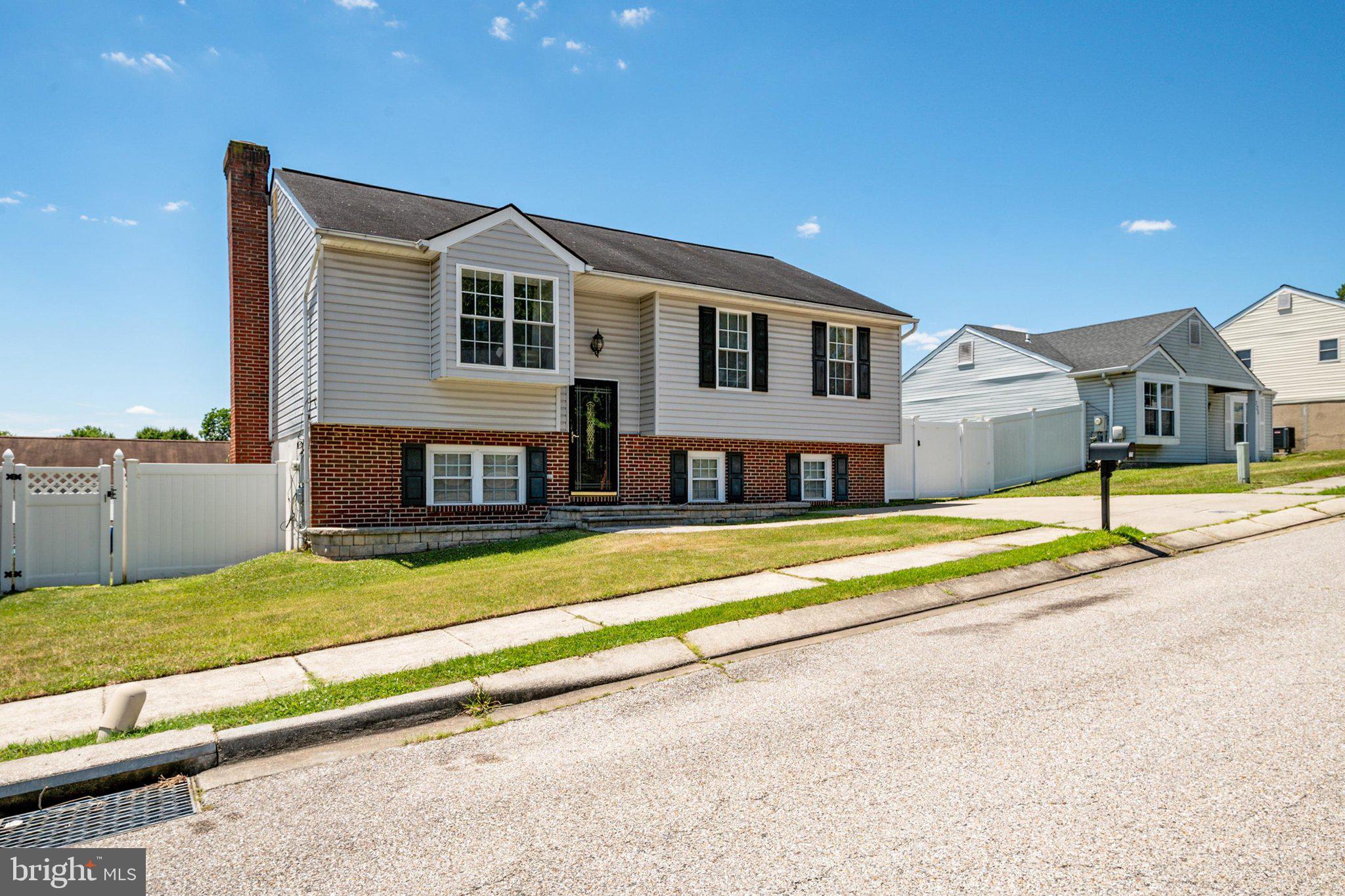 MAPLE GLEN ESTATES - Residential