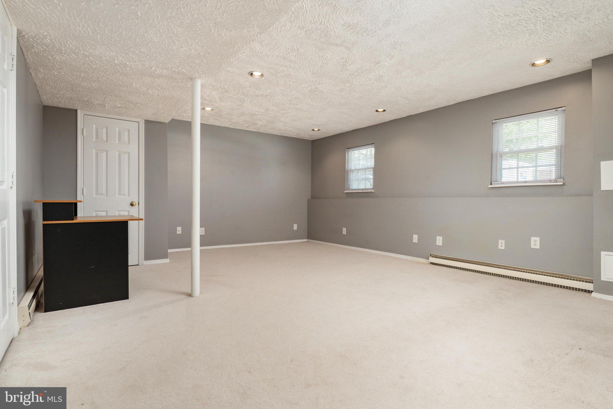 MAPLE GLEN ESTATES - Residential
