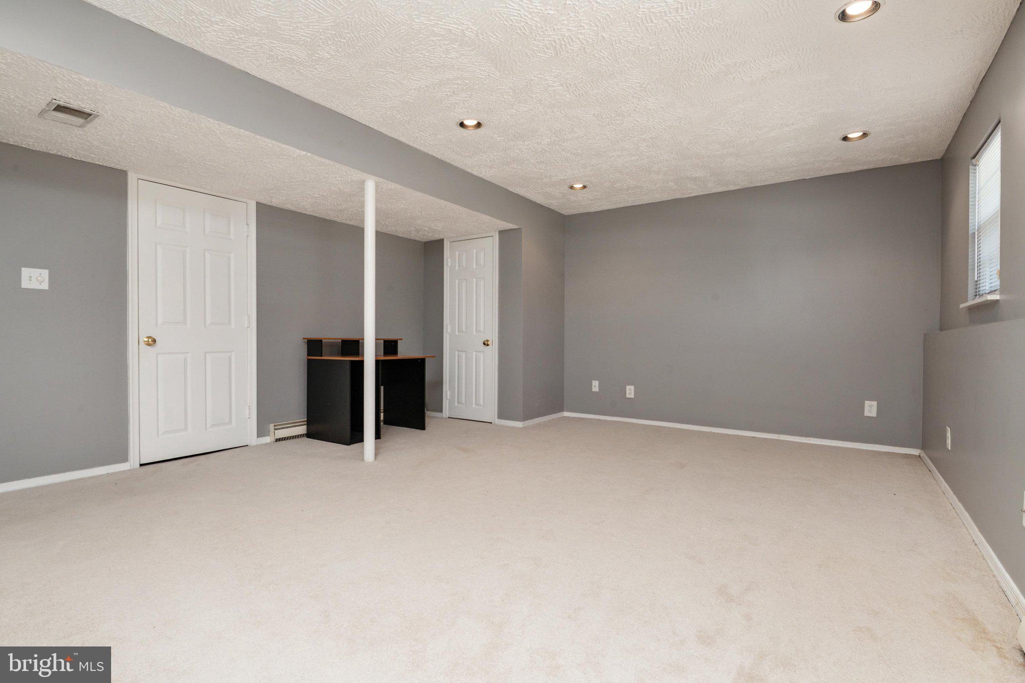 MAPLE GLEN ESTATES - Residential