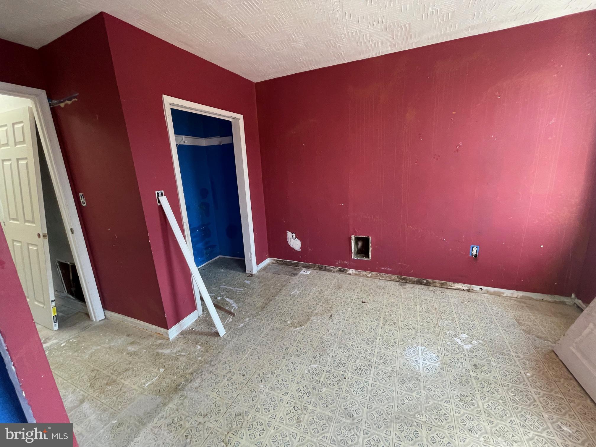 HIGHLANDTOWN - Residential