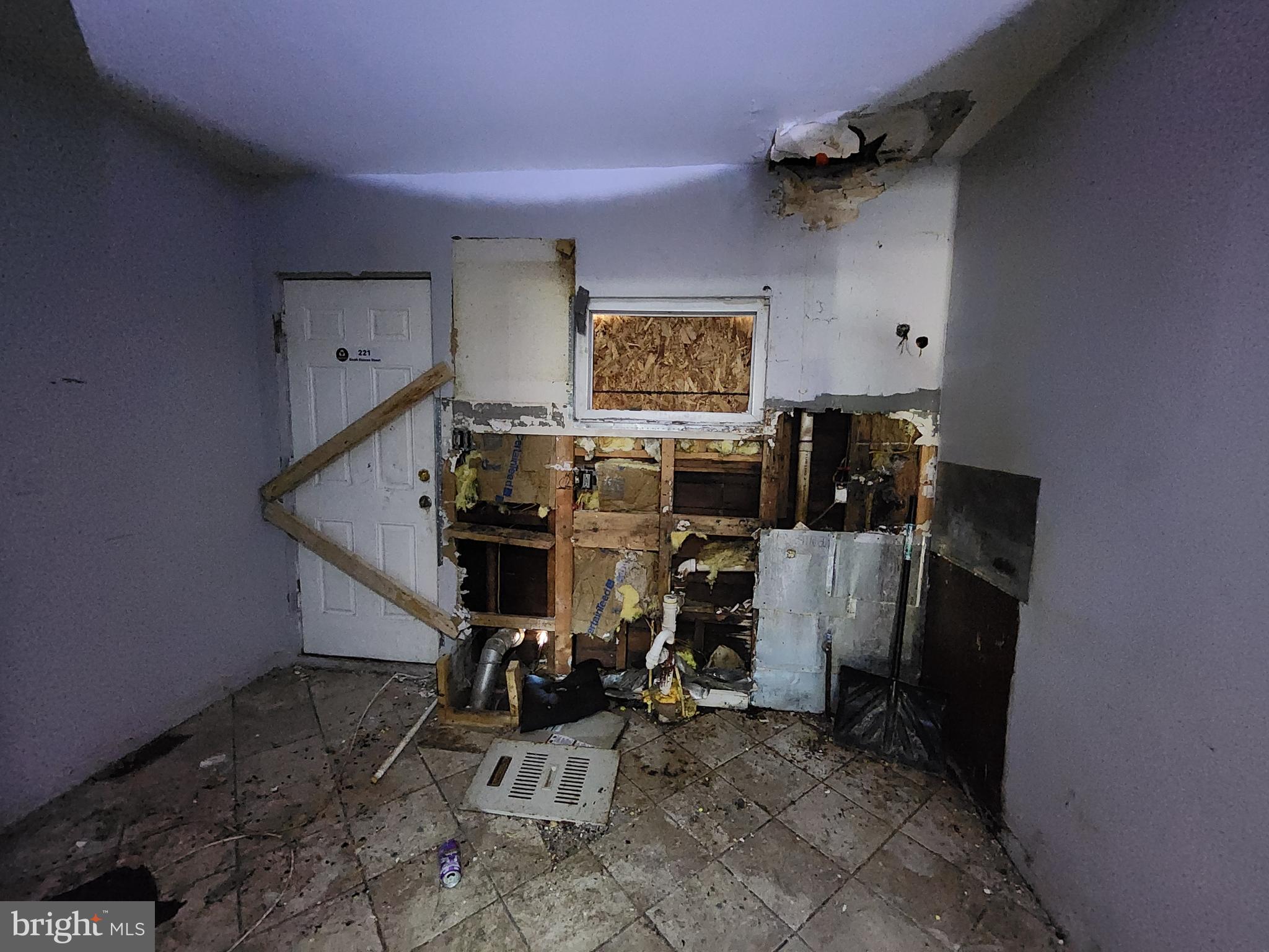 BALTIMORE HIGHLANDS - Residential