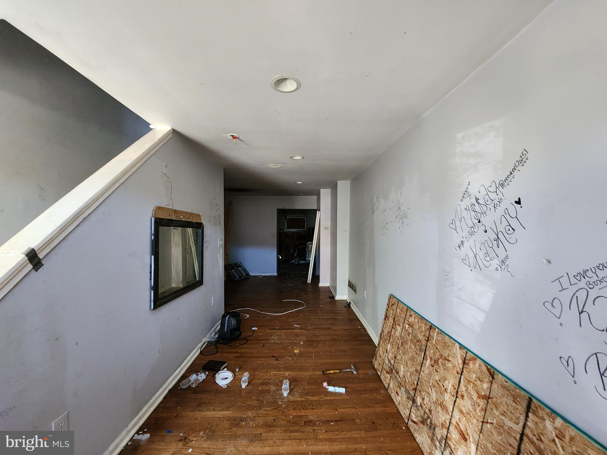 BALTIMORE HIGHLANDS - Residential
