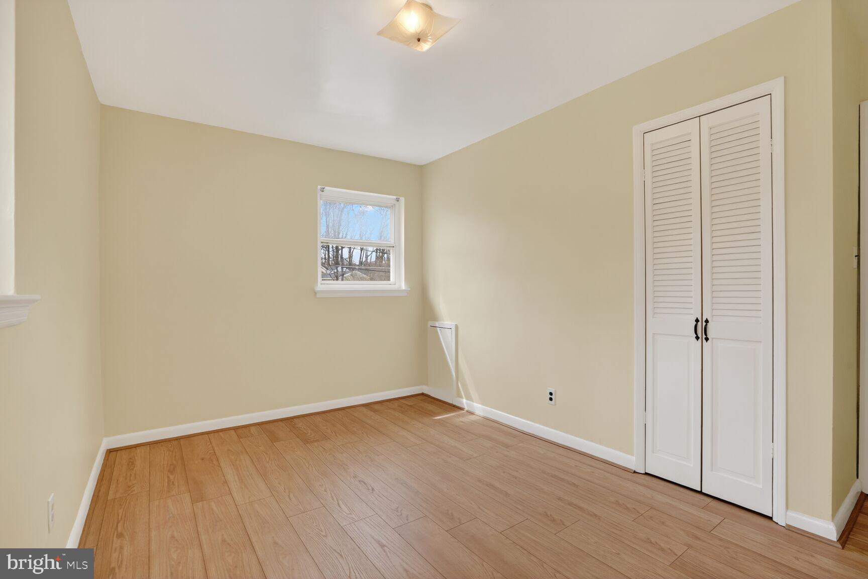 BROYHILL CREST - Residential
